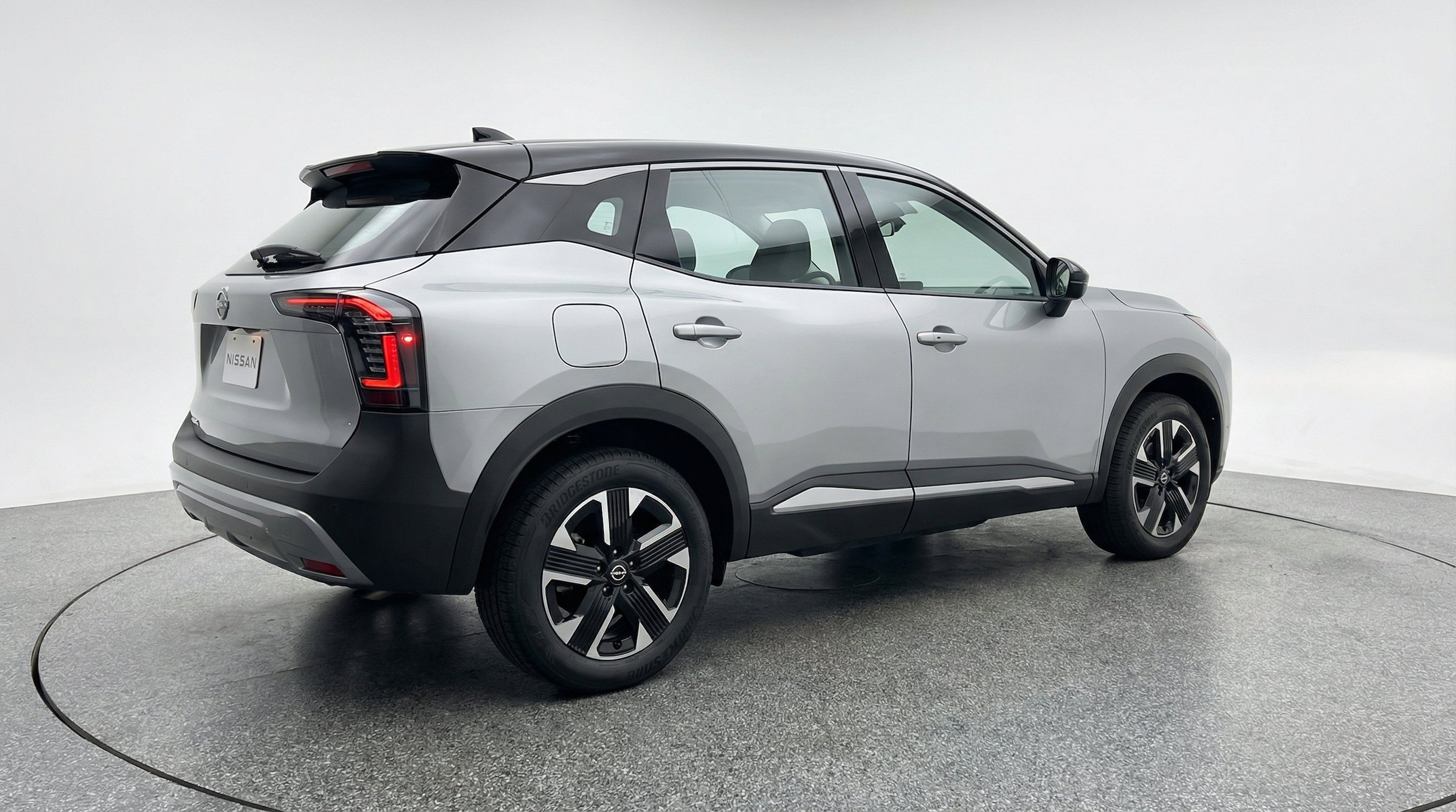 Thumbnail: 2026 Nissan Kicks - 9