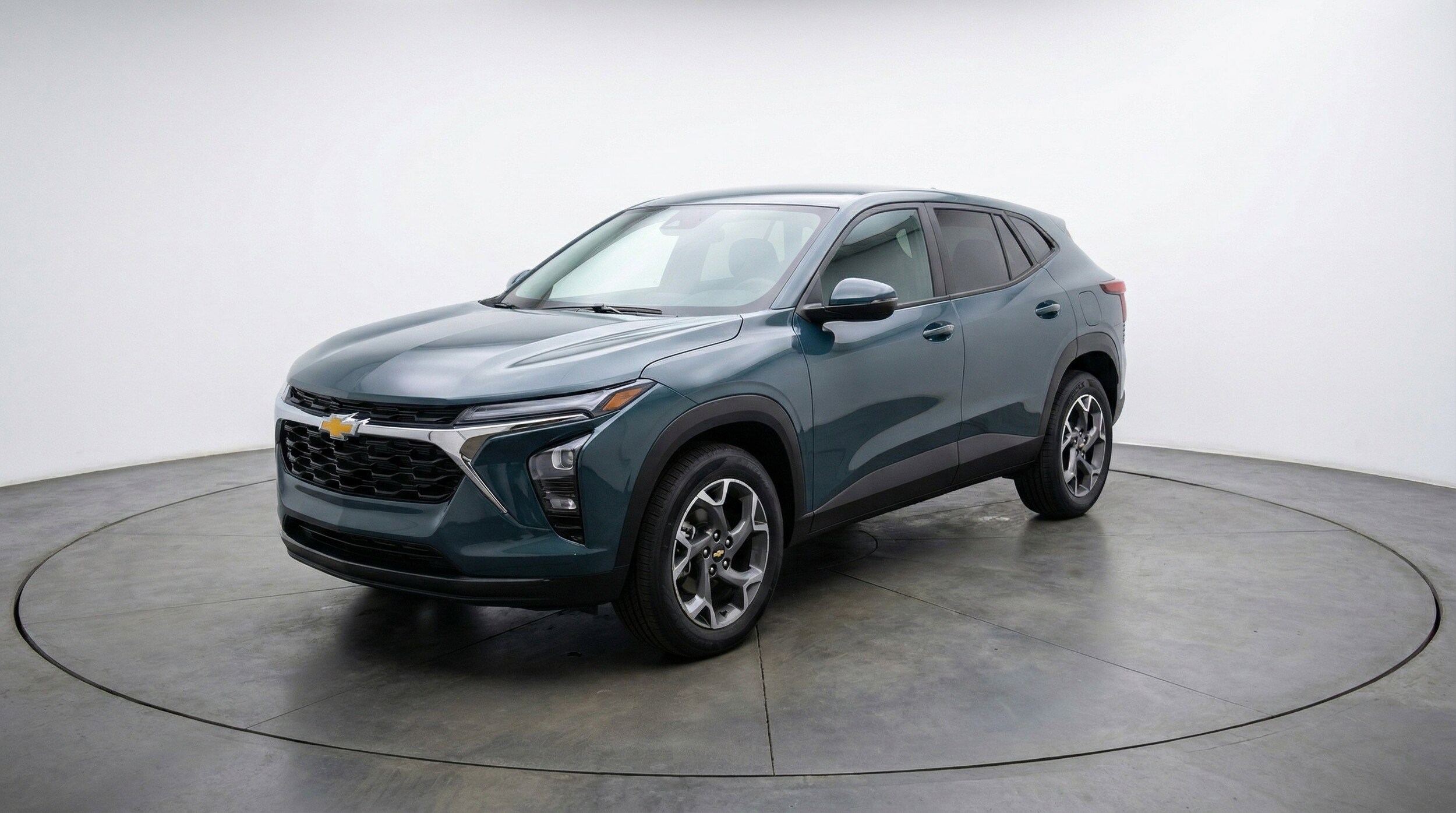 Thumbnail: 2025 Chevrolet Trax - 3
