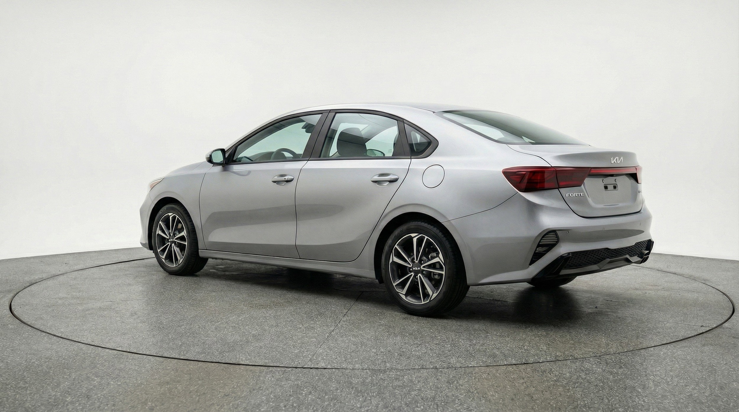 Thumbnail: 2024 Kia Forte - 6