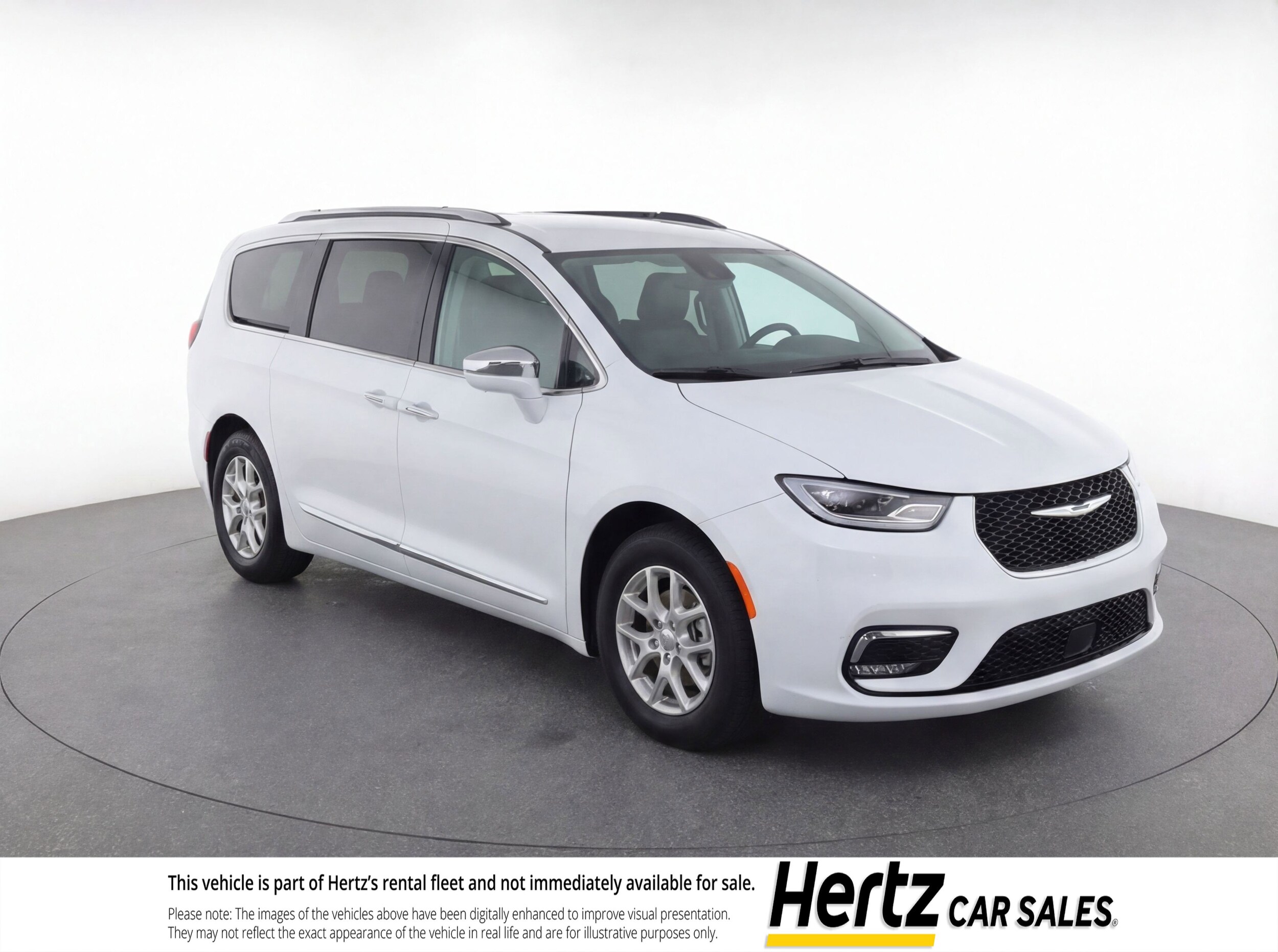 Thumbnail: 2024 Chrysler Pacifica - 1