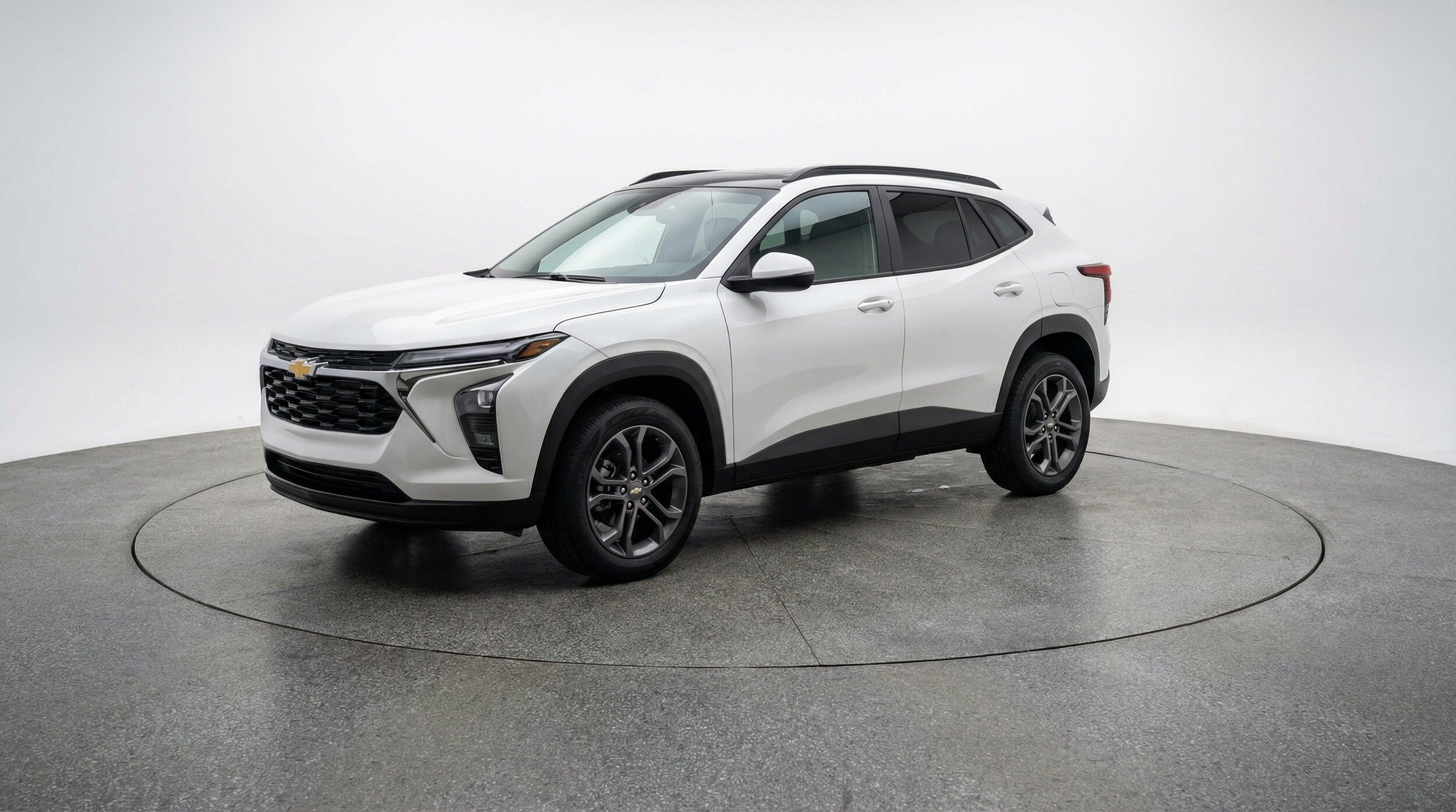 Thumbnail: 2025 Chevrolet Trax - 3