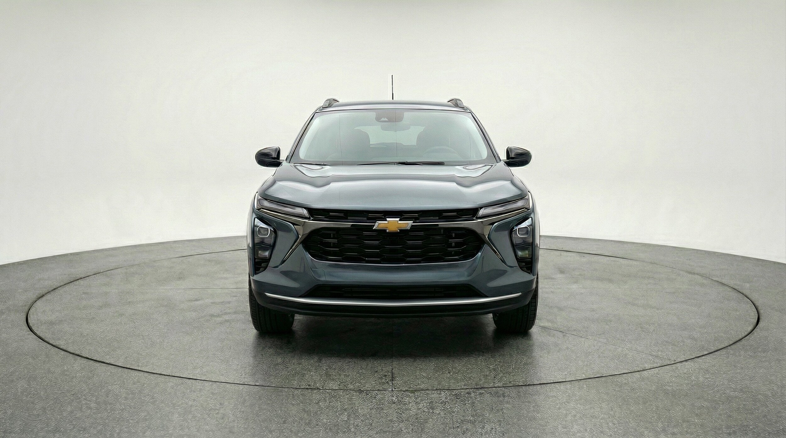 Thumbnail: 2025 Chevrolet Trax - 2