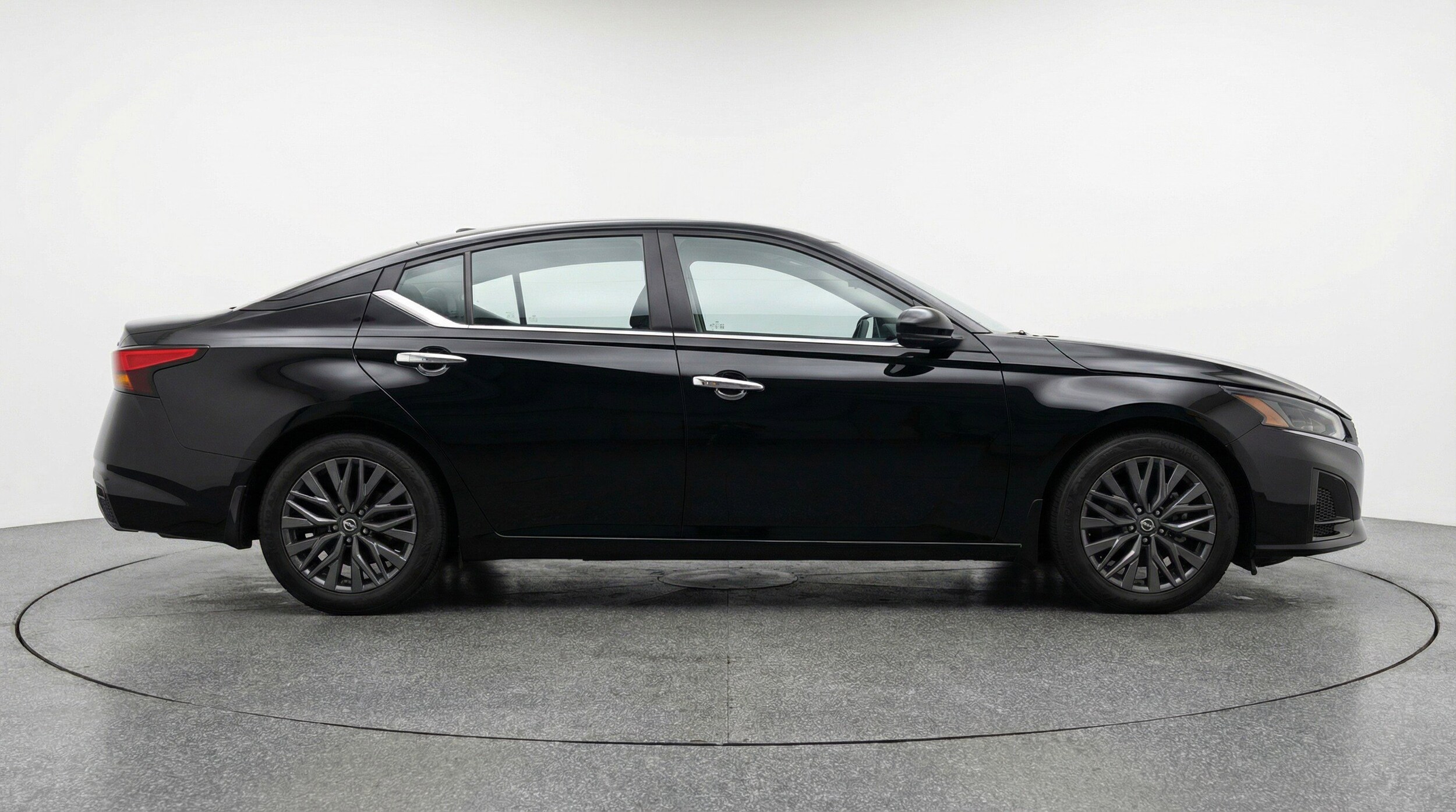 Thumbnail: 2025 Nissan Altima - 11