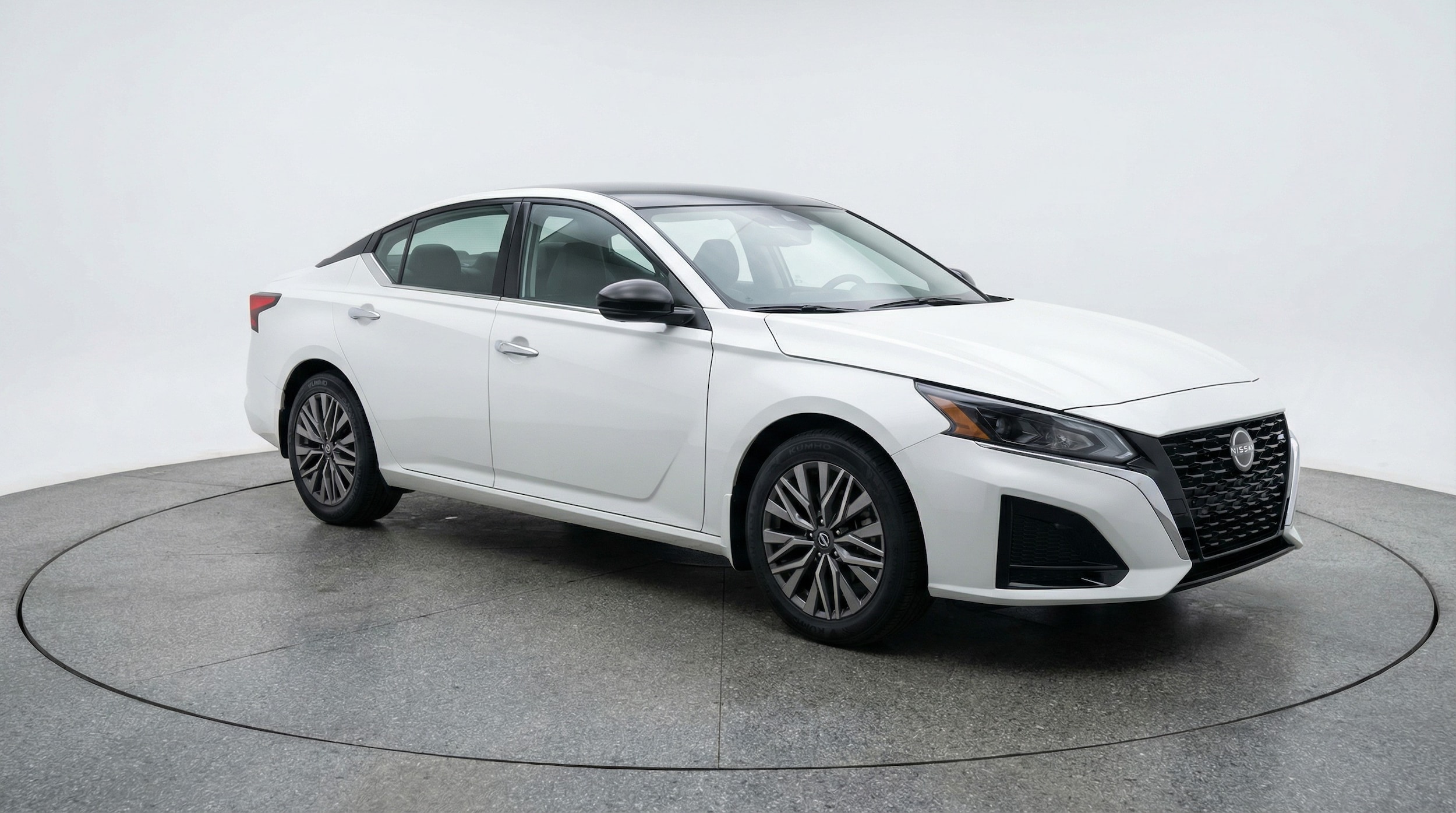 Thumbnail: 2025 Nissan Altima - 1