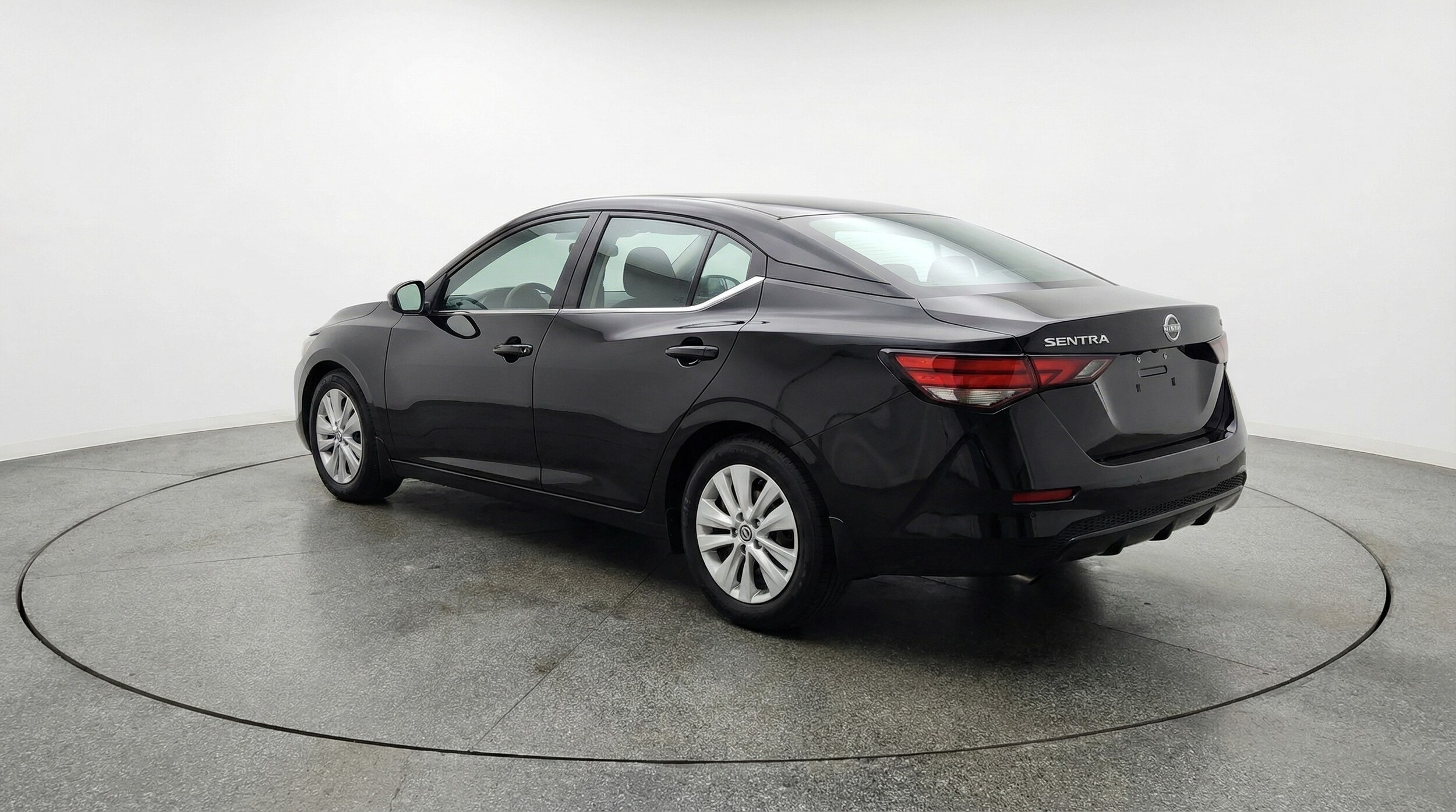 Thumbnail: 2025 Nissan Sentra - 5