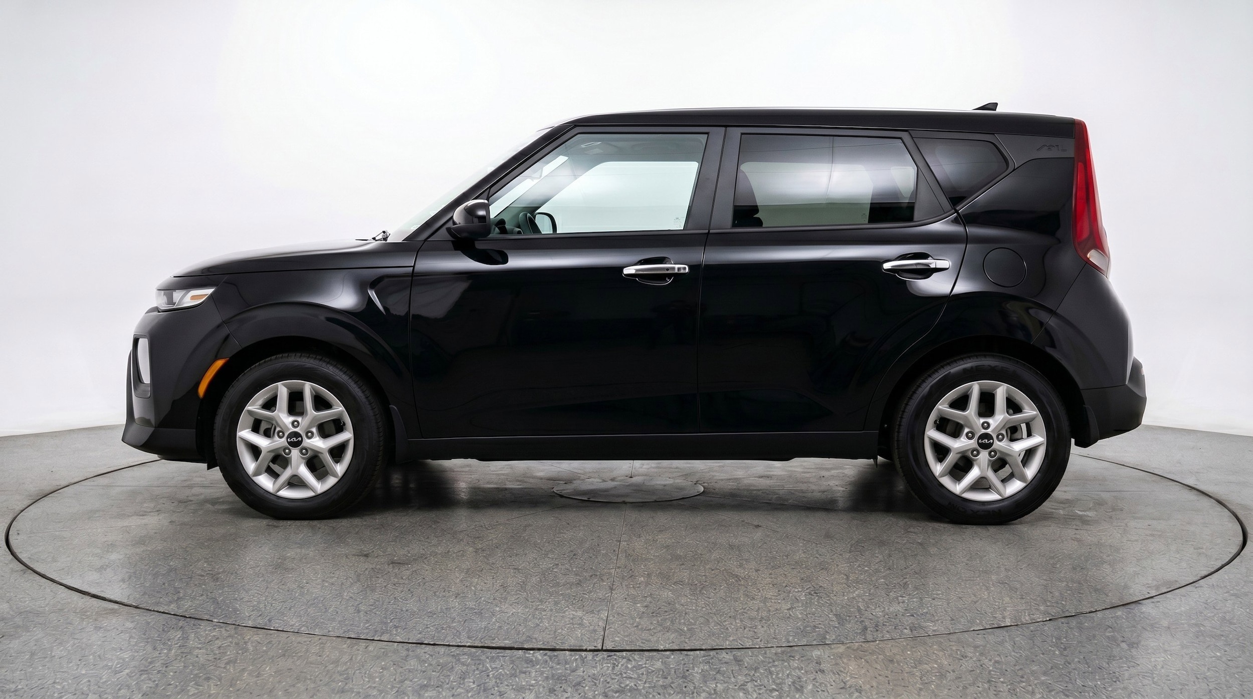Thumbnail: 2025 Kia Soul - 5