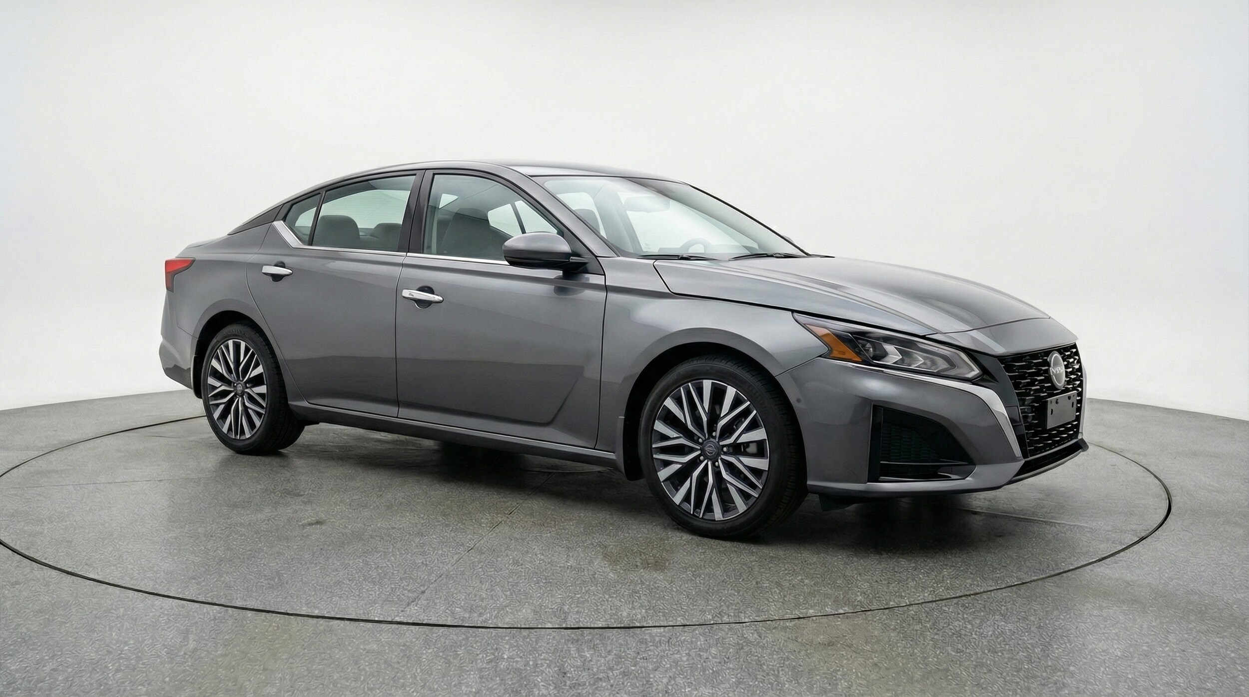 Thumbnail: 2025 Nissan Altima - 1