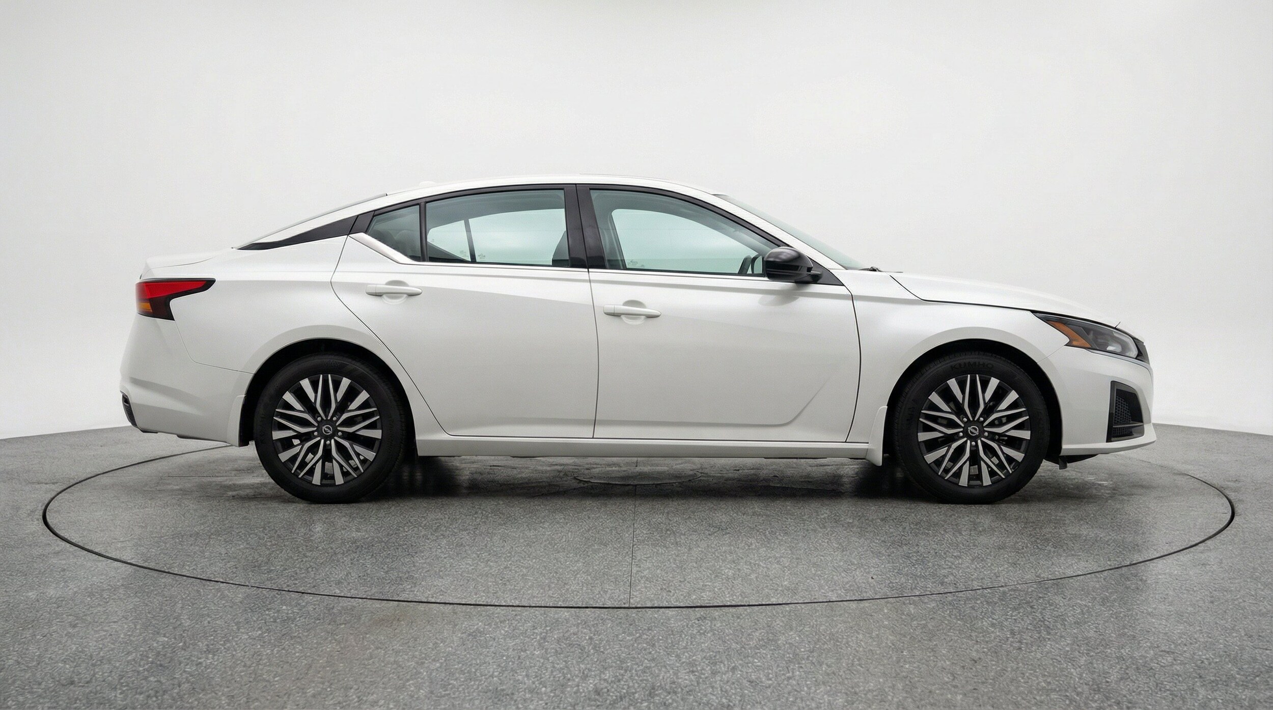 Thumbnail: 2025 Nissan Altima - 11