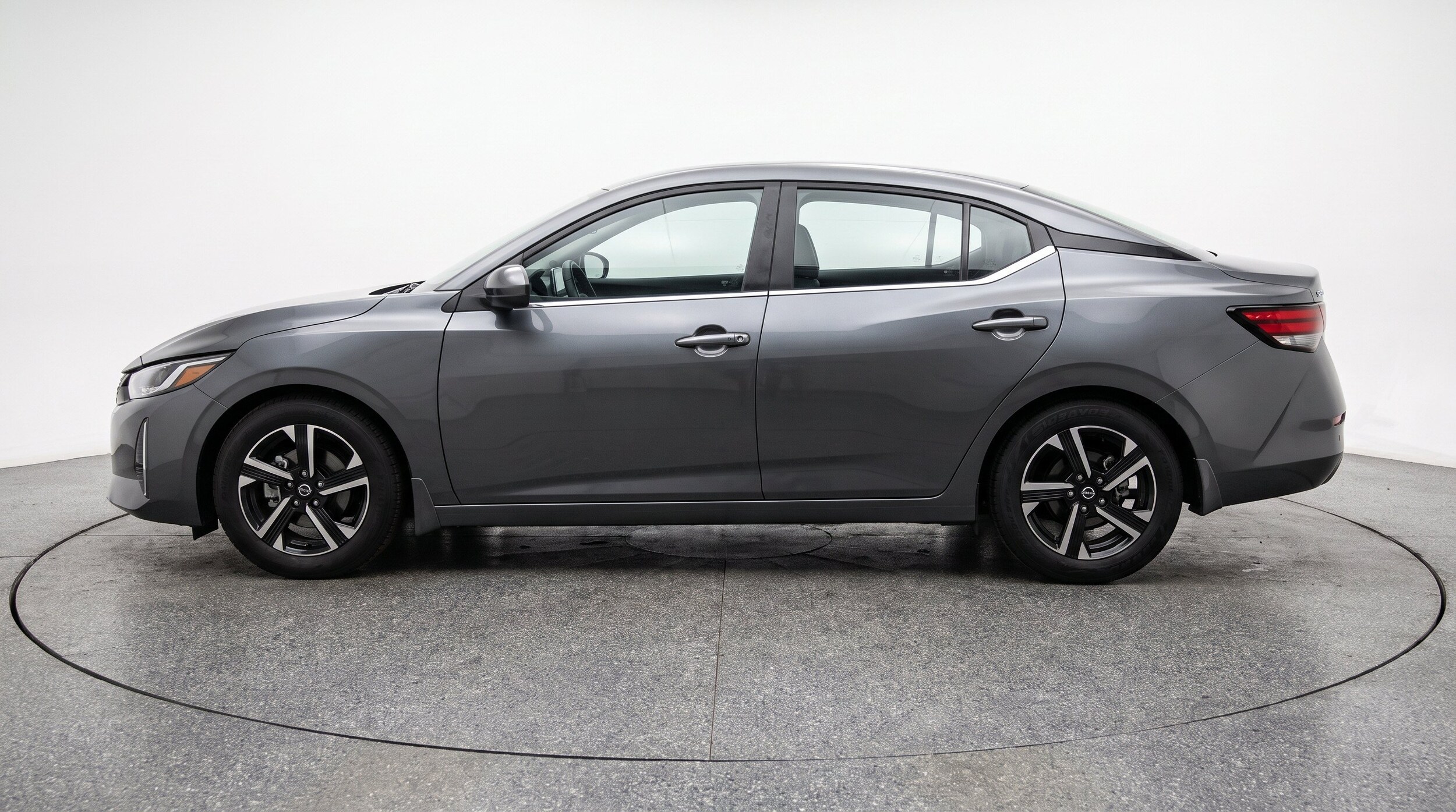 Thumbnail: 2025 Nissan Sentra - 5