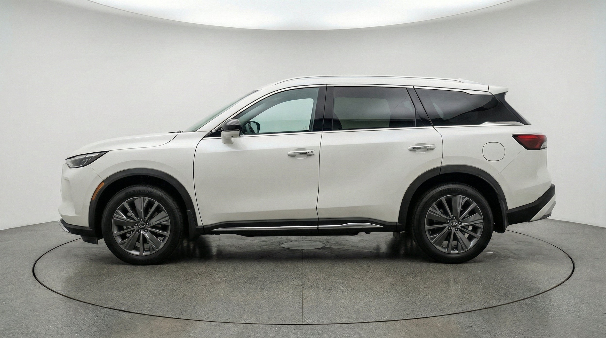 Thumbnail: 2026 INFINITI QX60 - 5