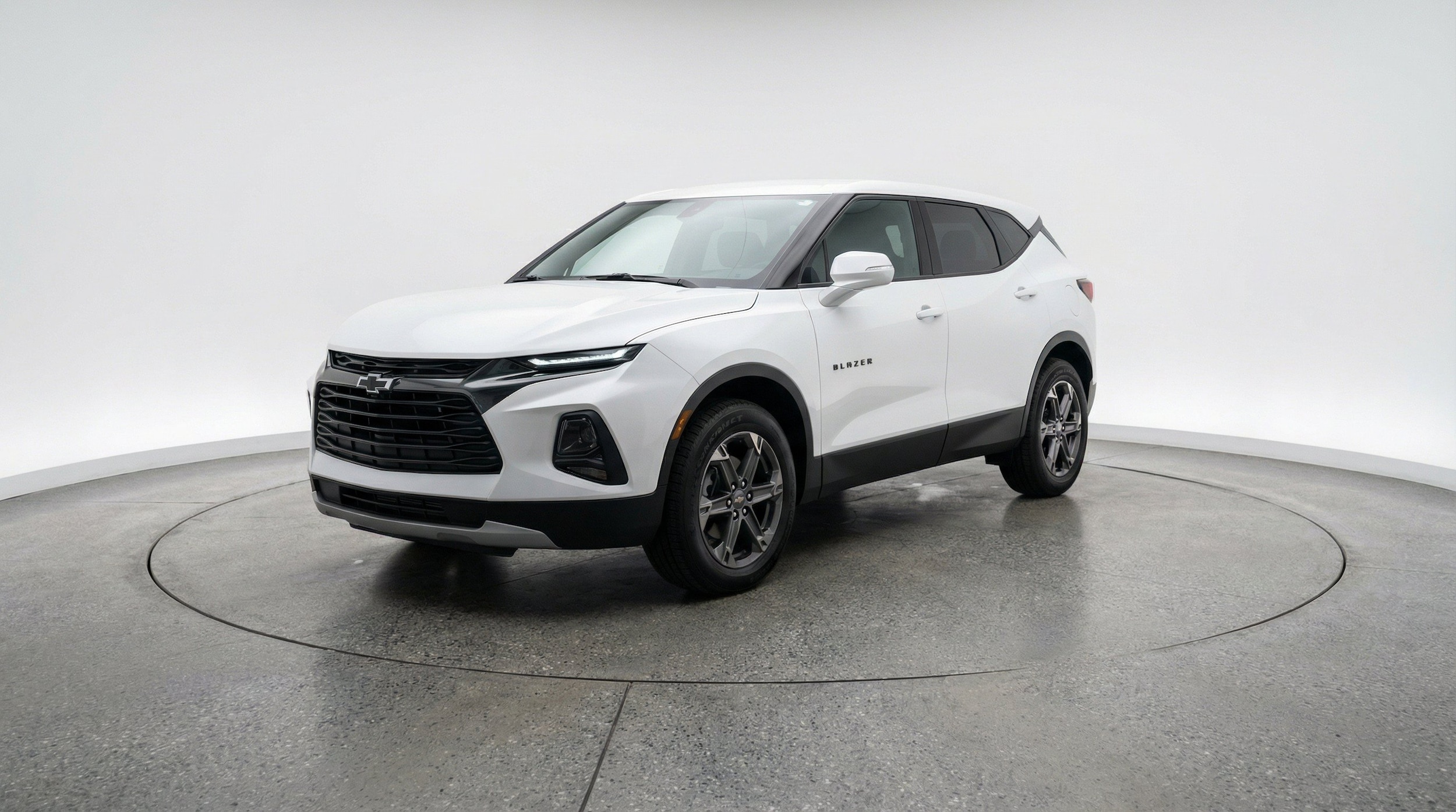 Thumbnail: 2026 Chevrolet Blazer - 3