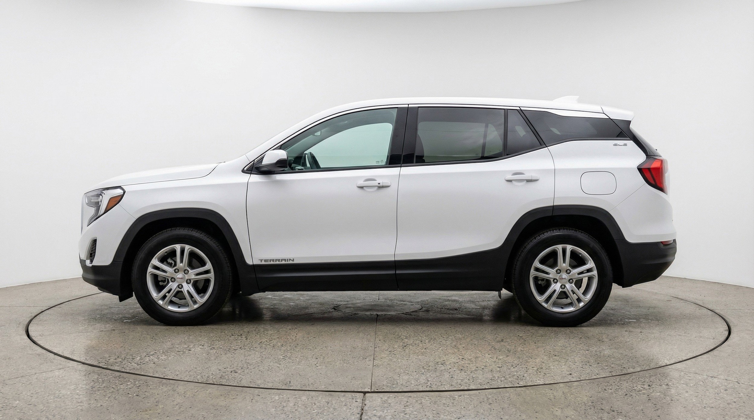 Thumbnail: 2024 GMC Terrain - 5