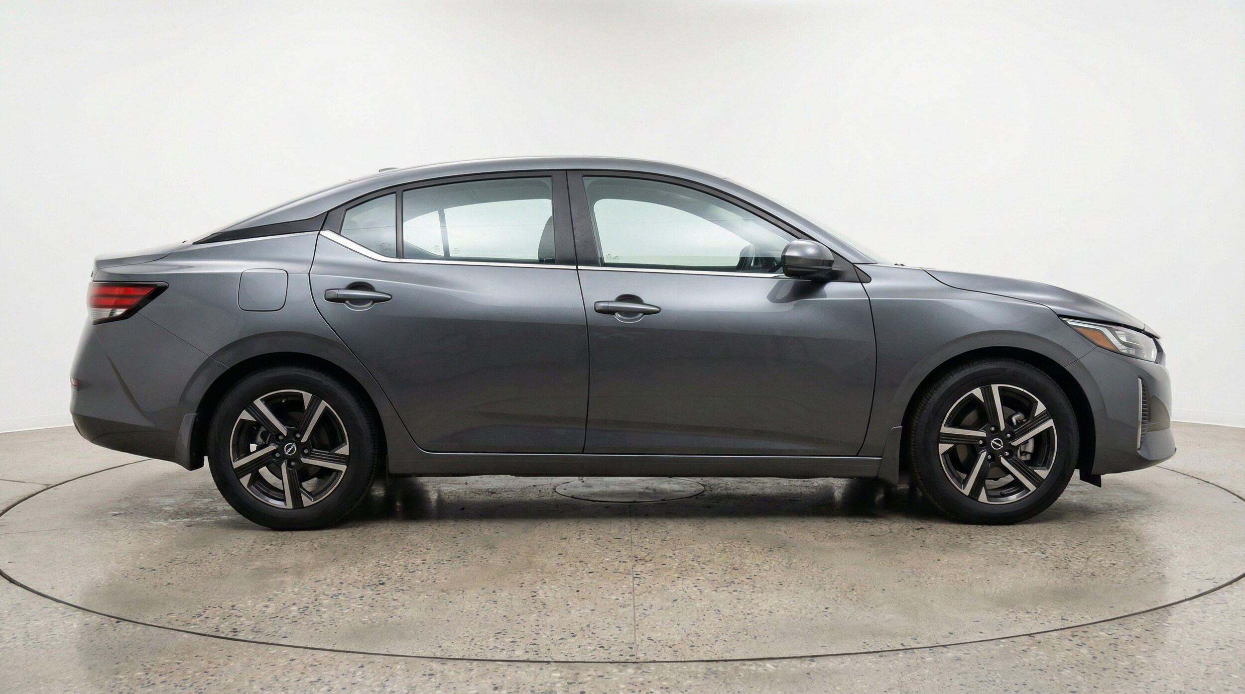 Thumbnail: 2025 Nissan Sentra - 10