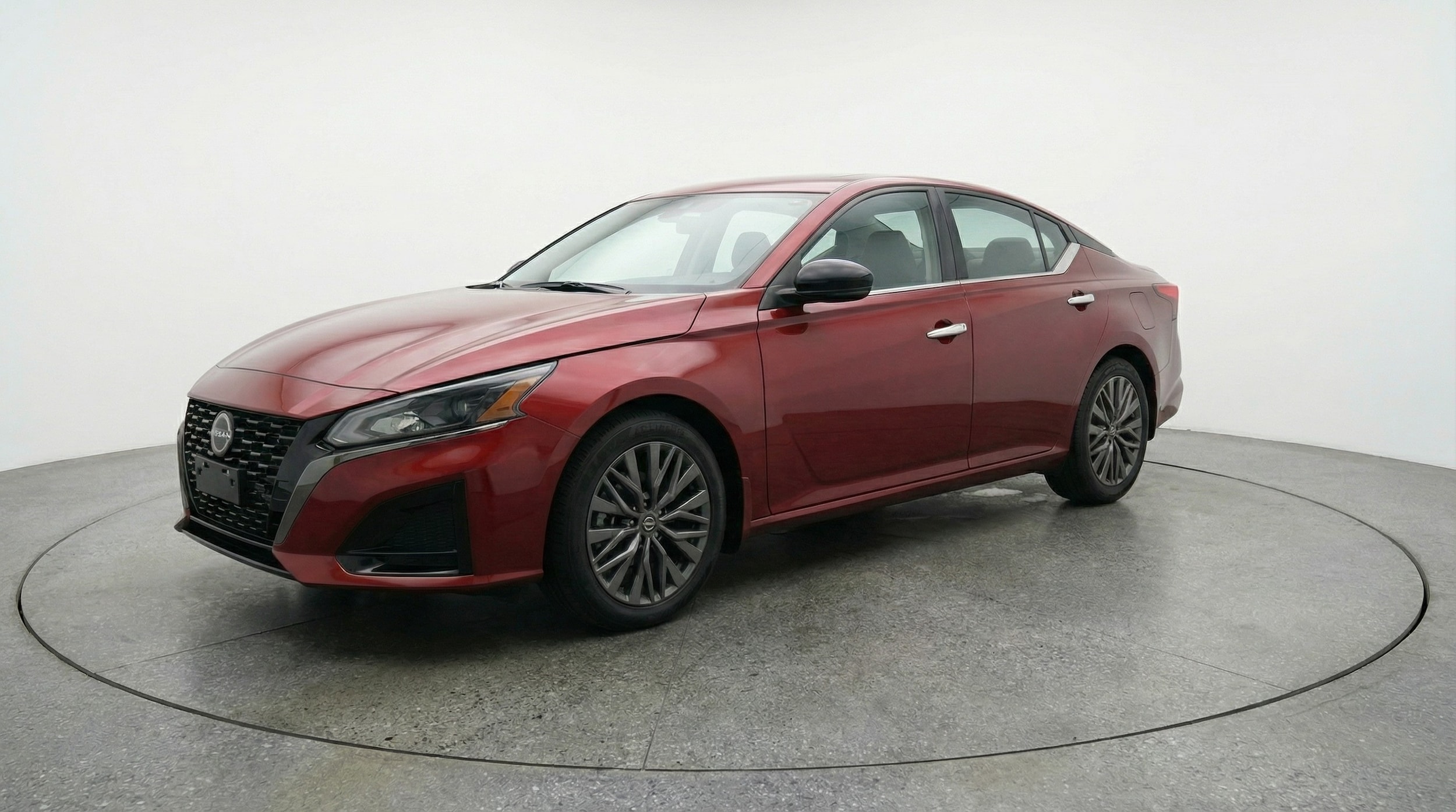 Thumbnail: 2025 Nissan Altima - 3