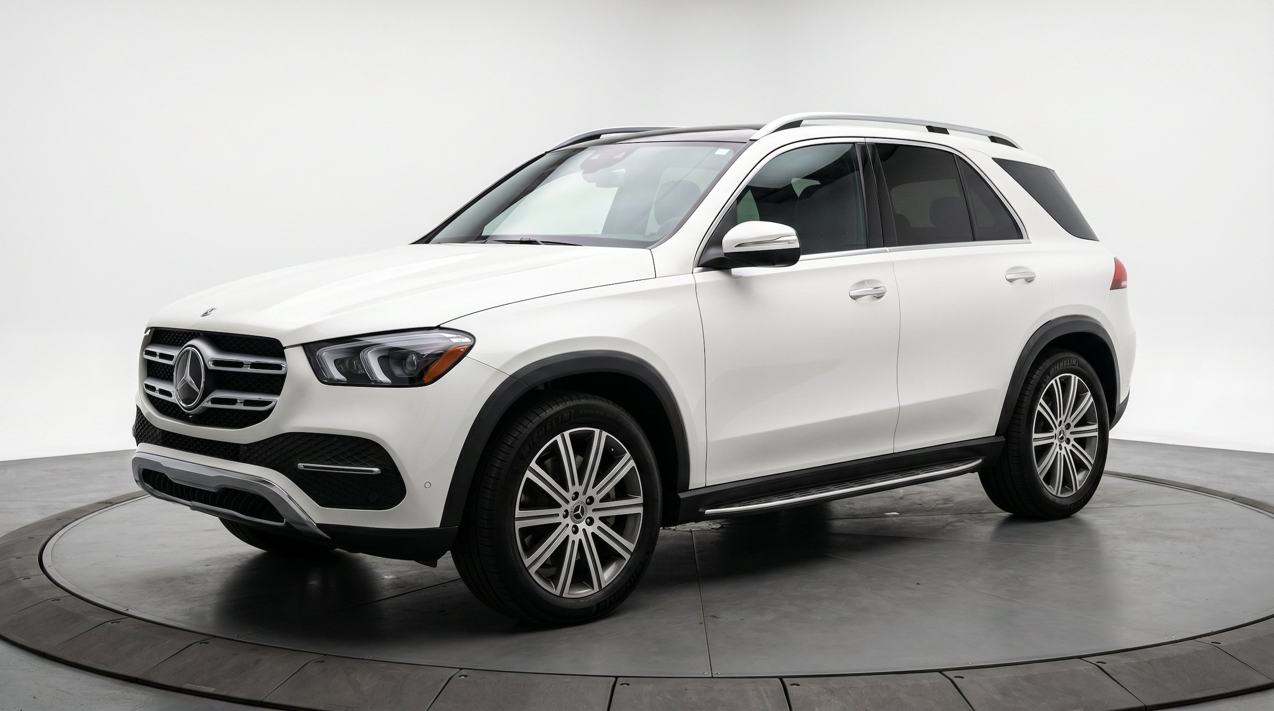 Thumbnail: 2026 Mercedes-Benz GLE - 3
