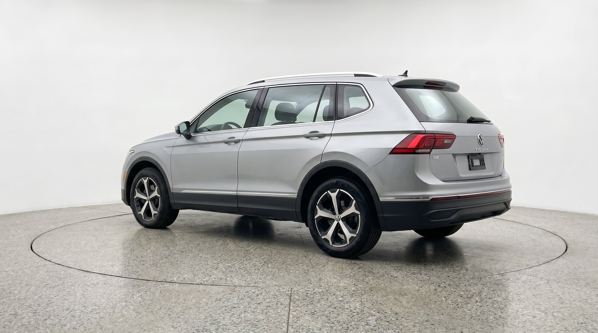 Thumbnail: 2026 Volkswagen Tiguan - 6