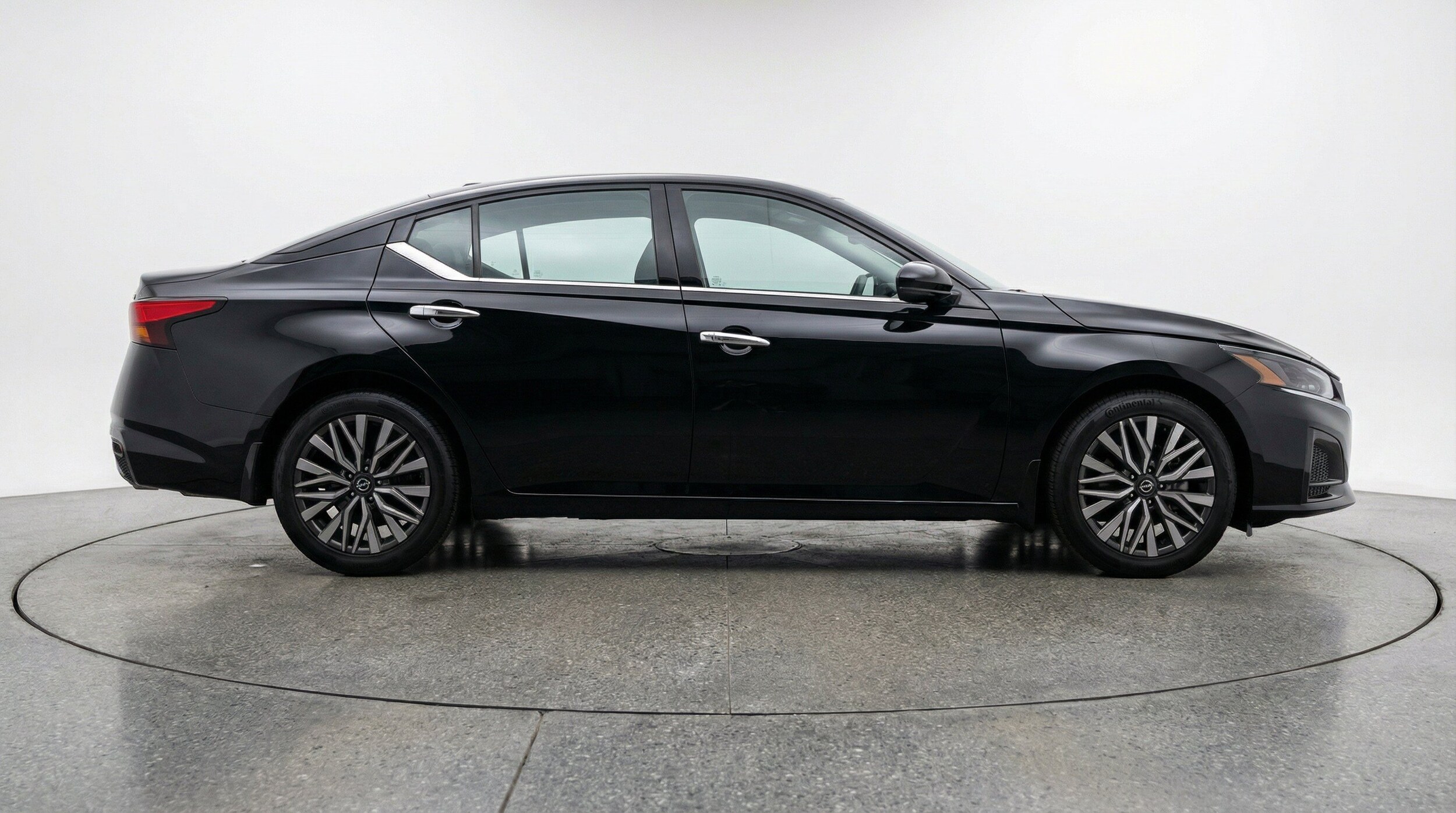 Thumbnail: 2025 Nissan Altima - 11