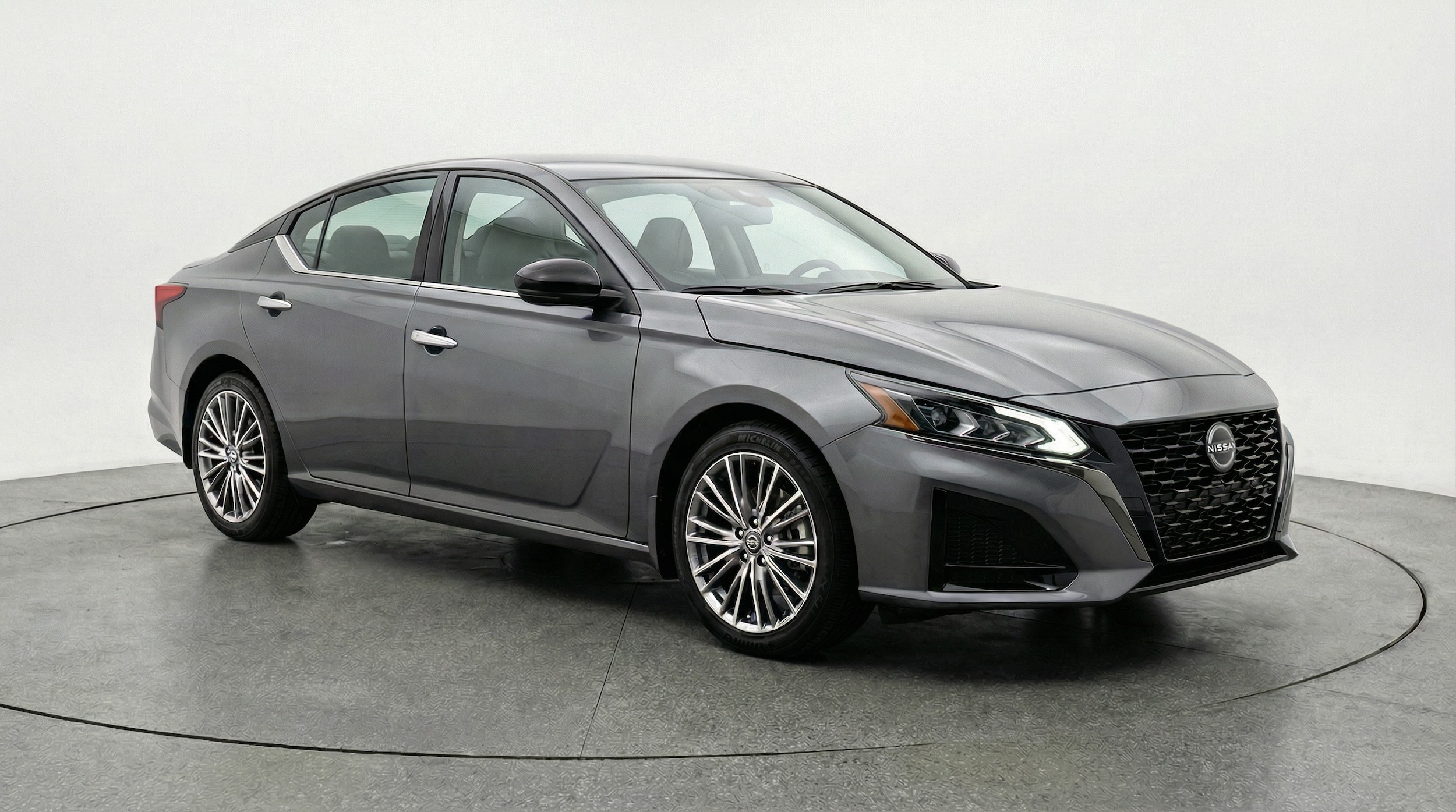 Thumbnail: 2025 Nissan Altima - 1