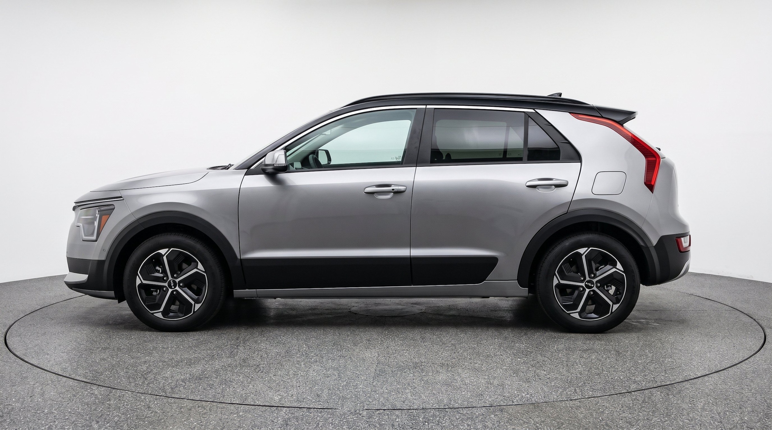 Thumbnail: 2026 Kia Niro - 5