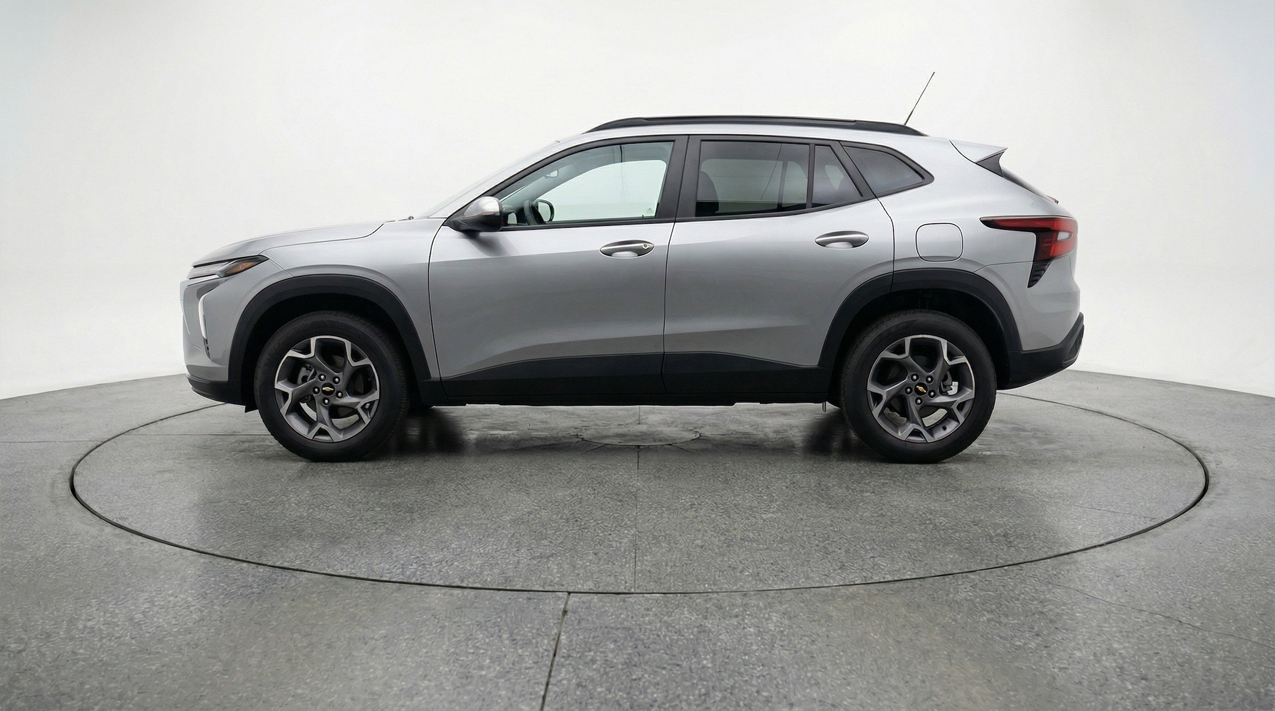 Thumbnail: 2025 Chevrolet Trax - 5