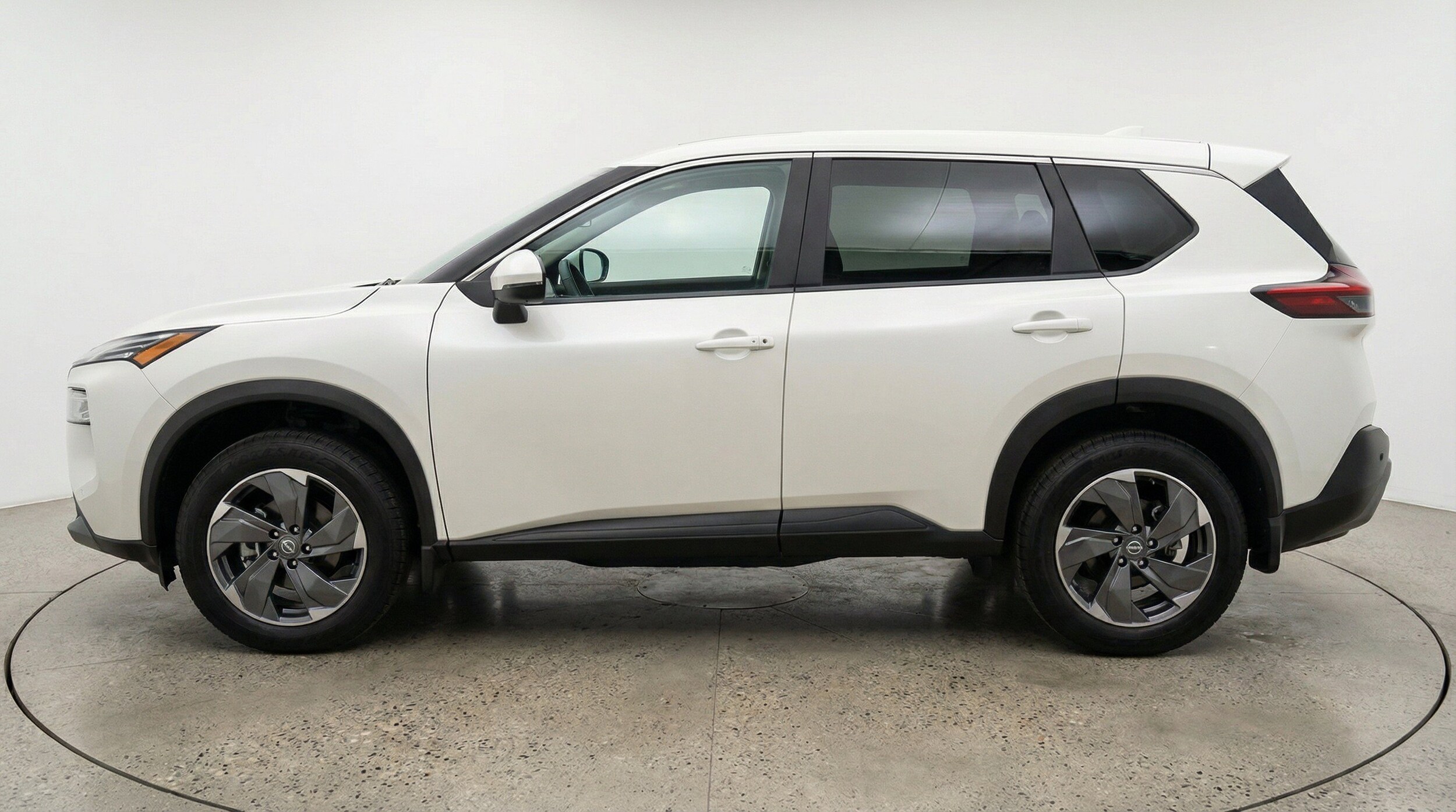 Thumbnail: 2025 Nissan Rogue - 5