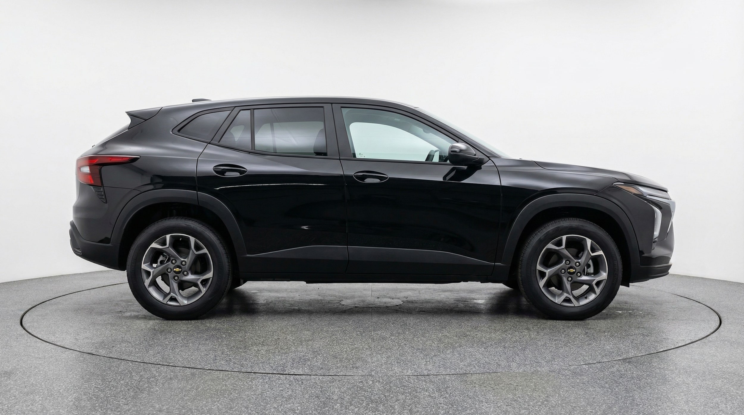 Thumbnail: 2025 Chevrolet Trax - 8