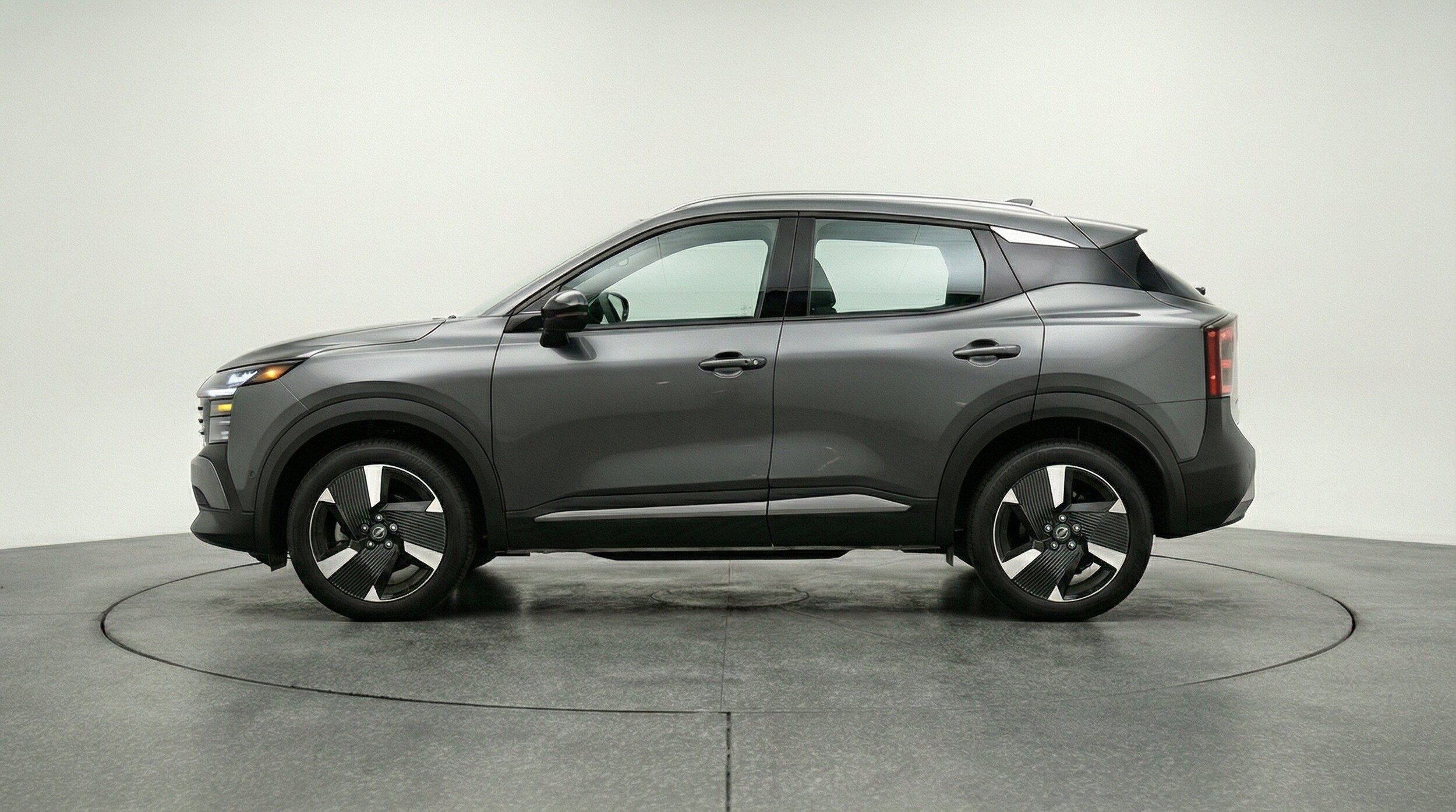 Thumbnail: 2026 Nissan Kicks - 5