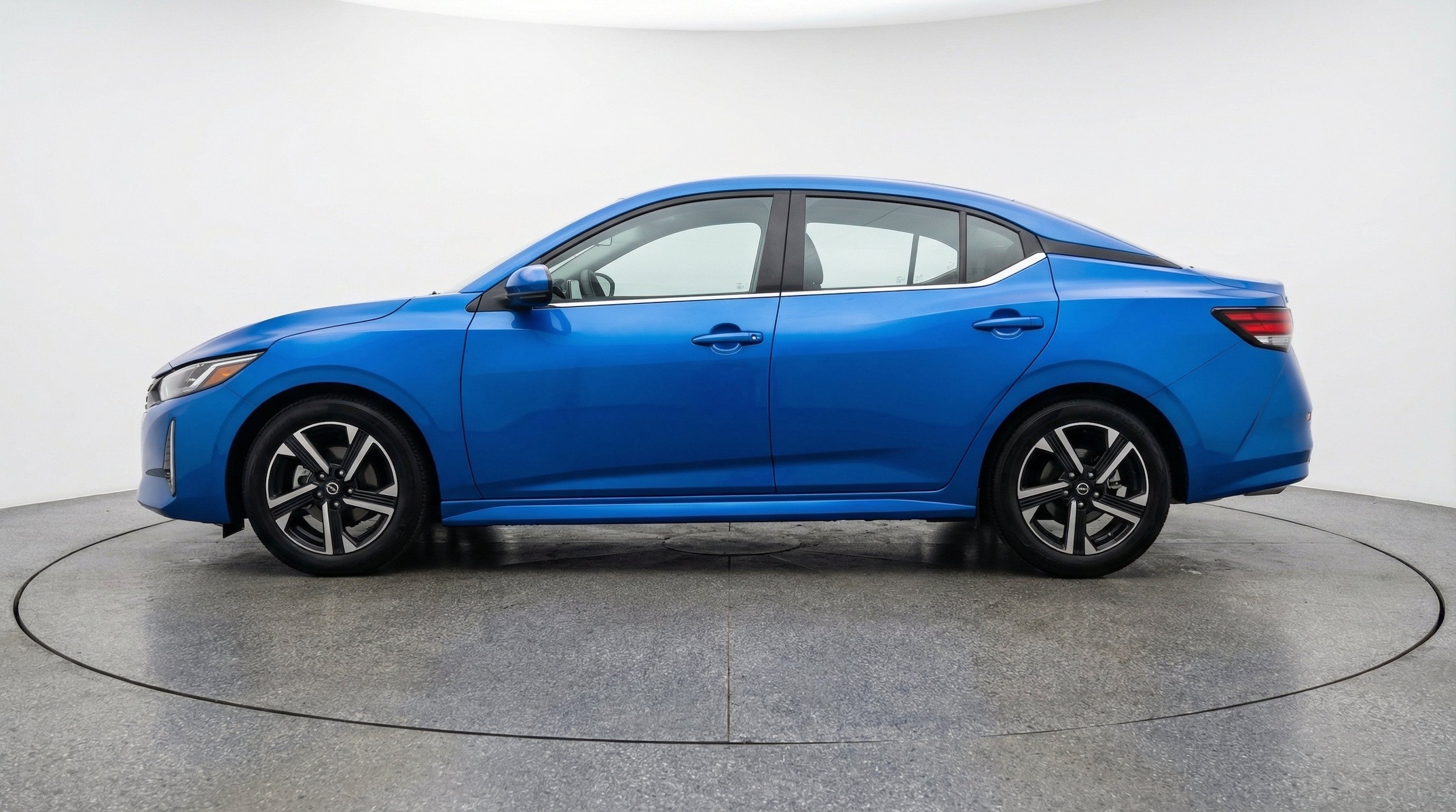 Thumbnail: 2025 Nissan Sentra - 5