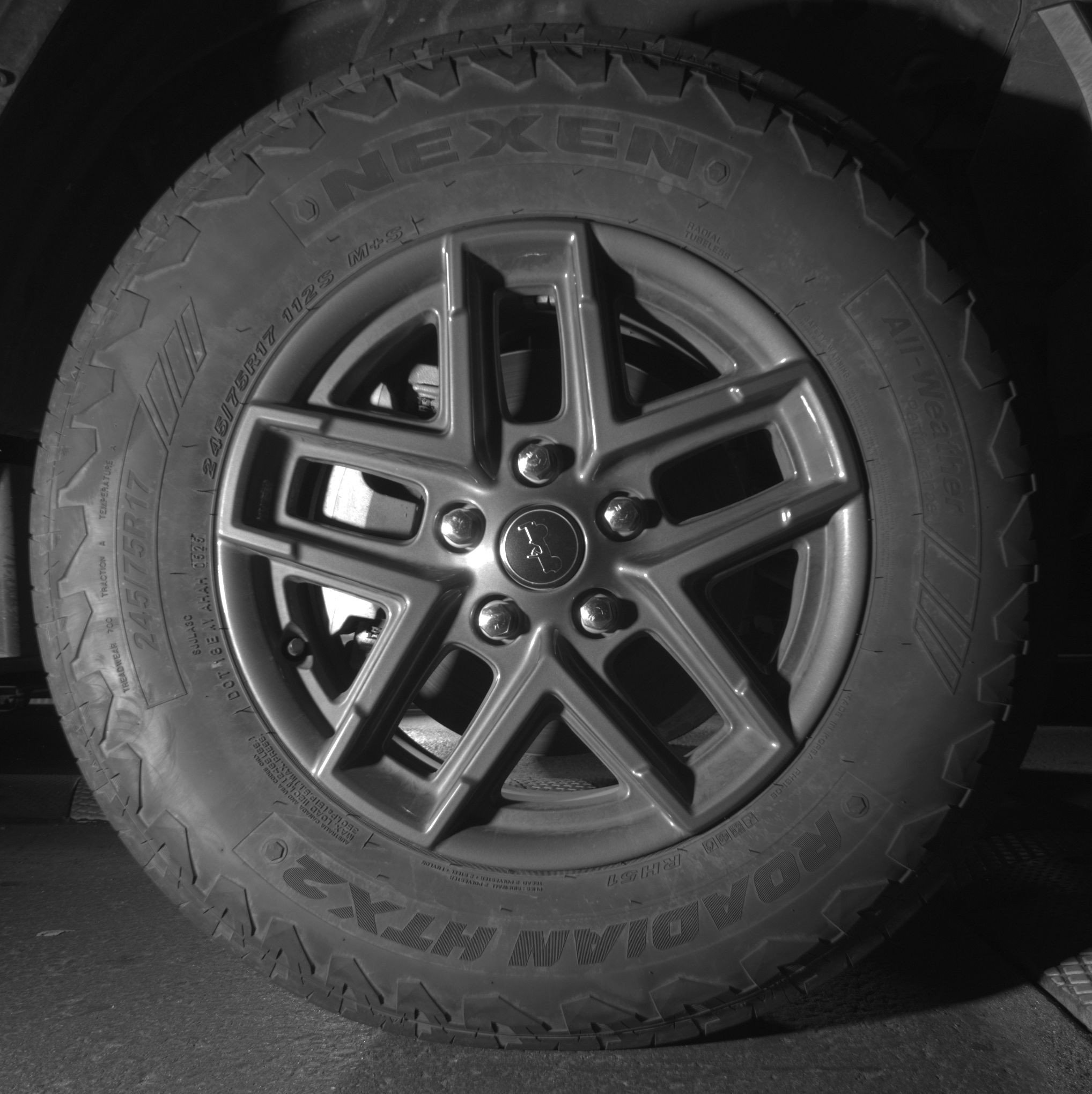 Thumbnail: 2025 Jeep Wrangler - 13