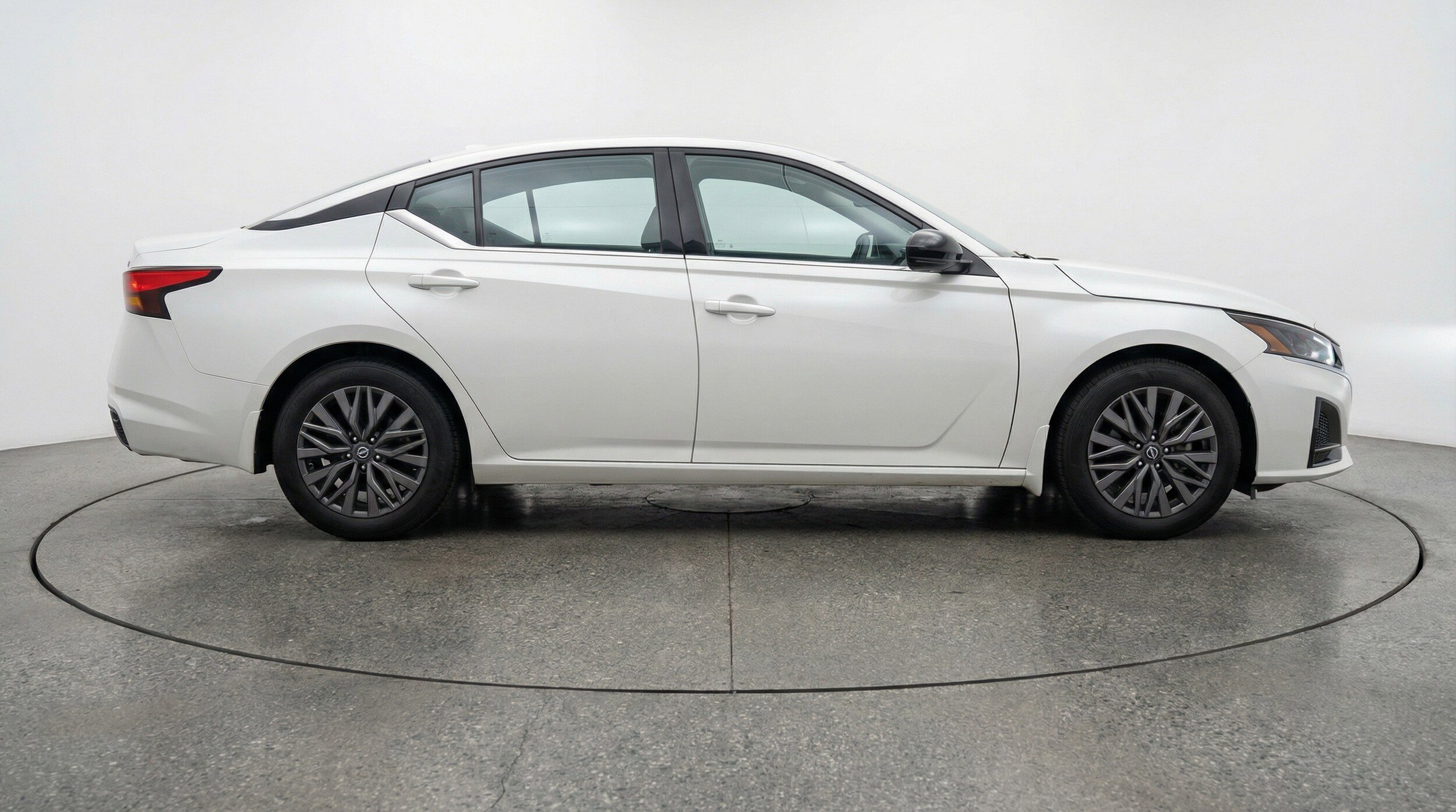 Thumbnail: 2025 Nissan Altima - 11