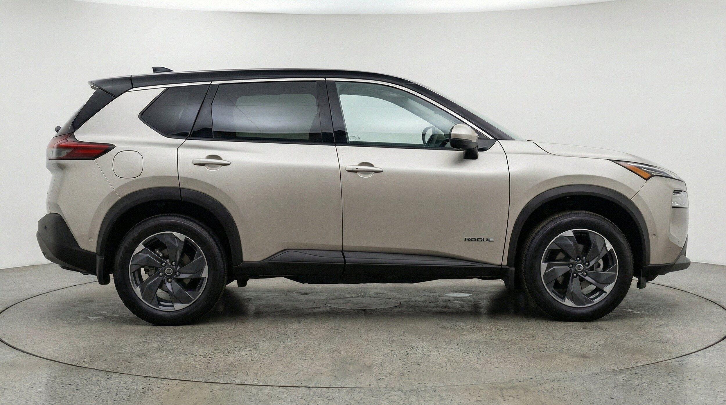 Thumbnail: 2025 Nissan Rogue - 11