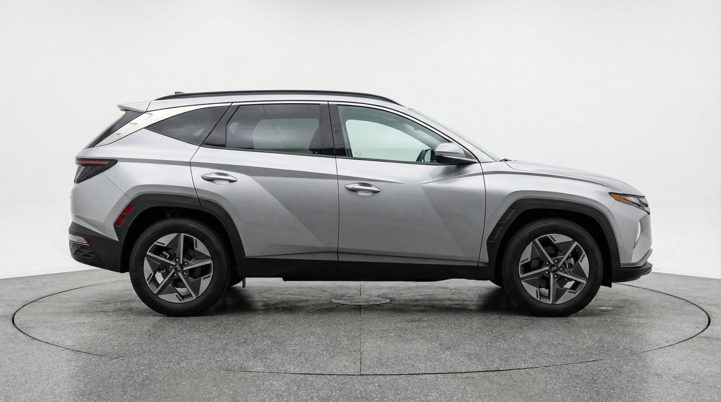 Thumbnail: 2025 Hyundai Tucson - 8