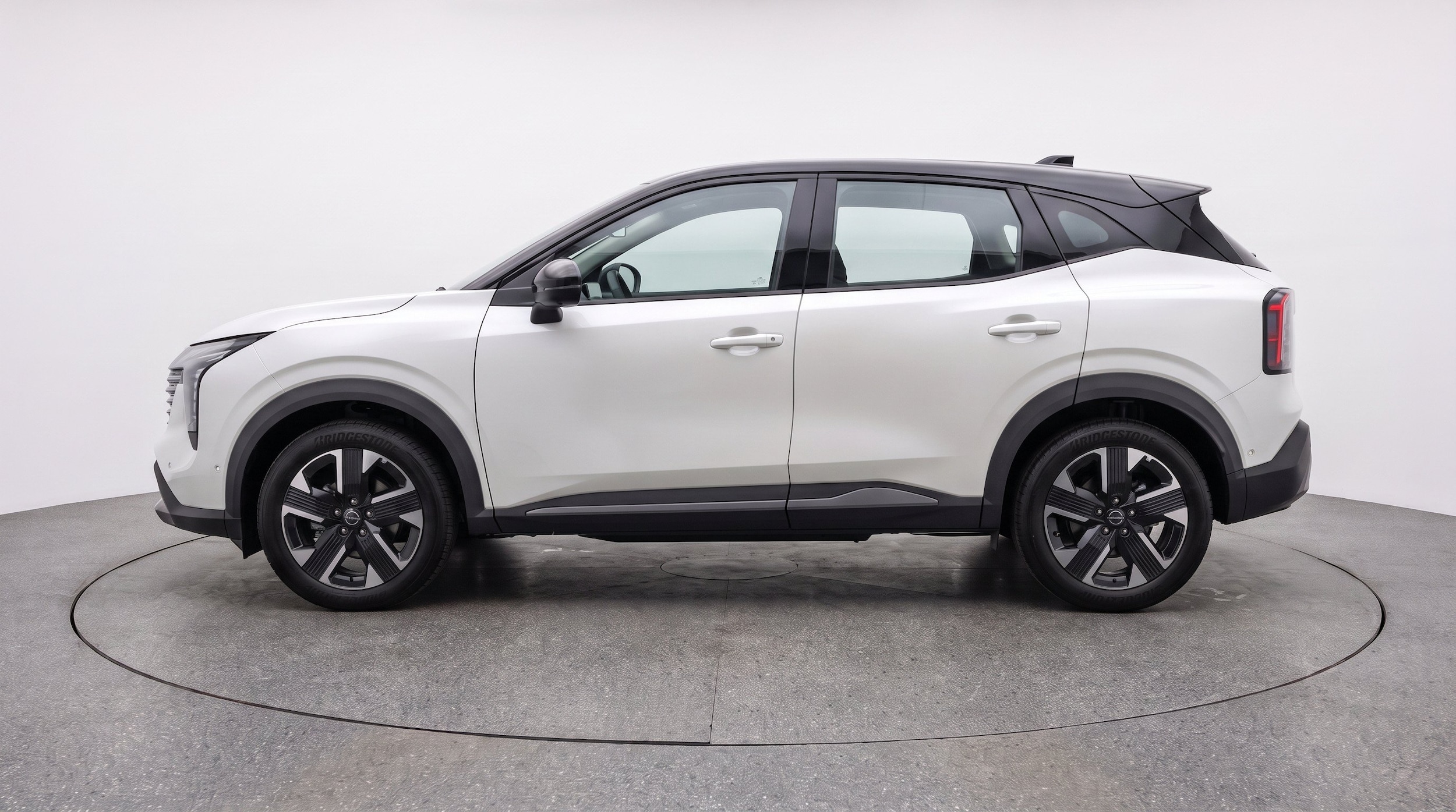 Thumbnail: 2026 Nissan Kicks - 5