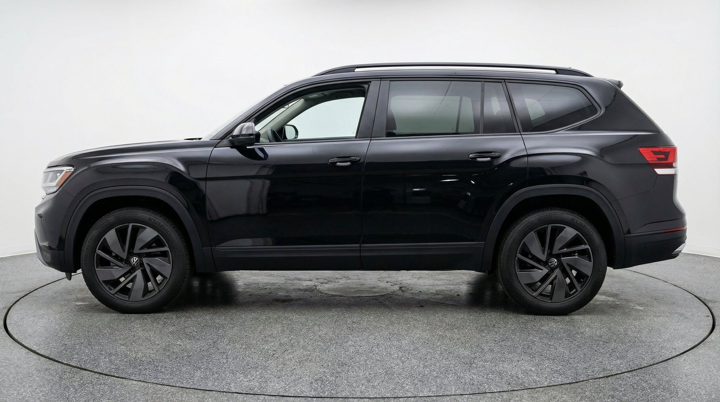 Thumbnail: 2026 Volkswagen Atlas - 5