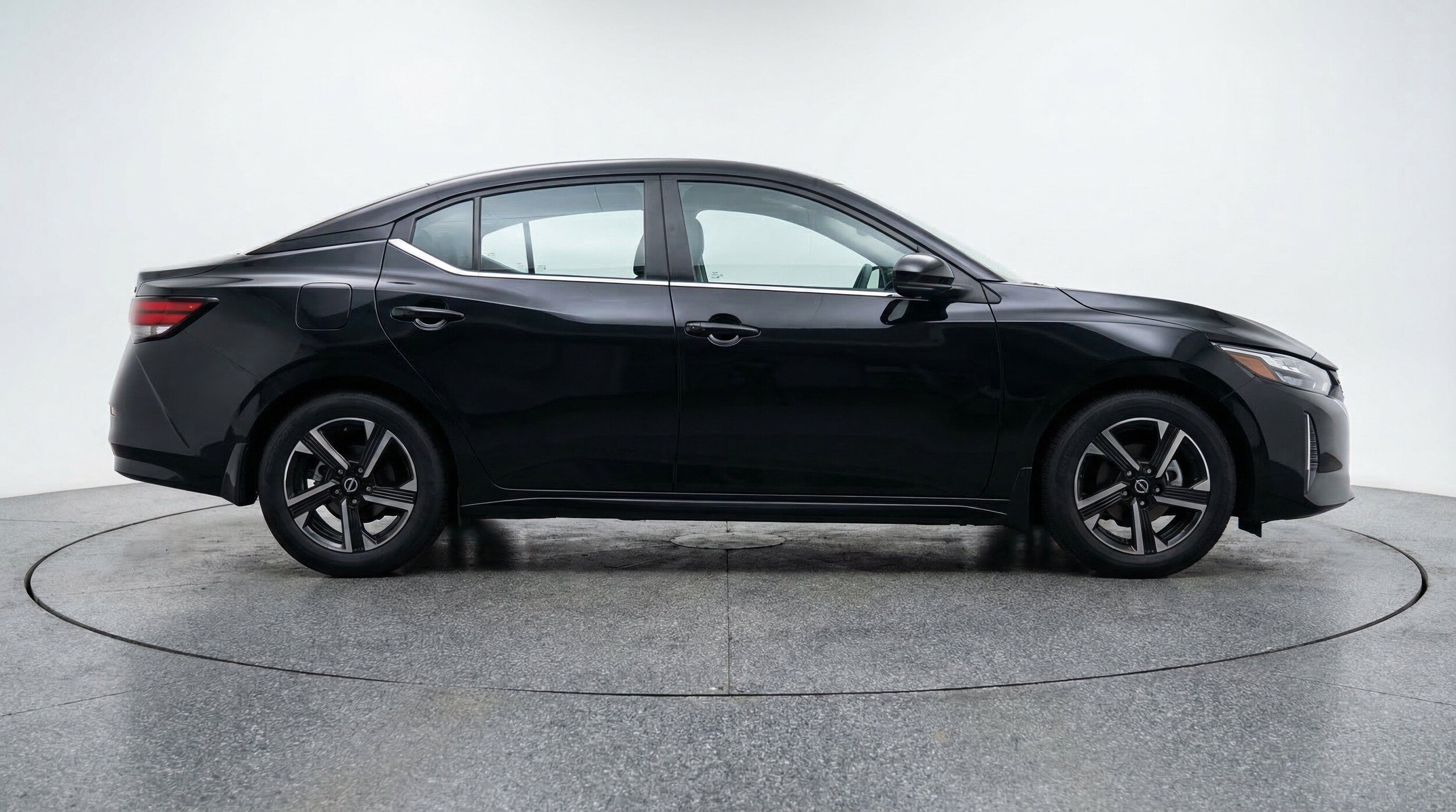 Thumbnail: 2025 Nissan Sentra - 11