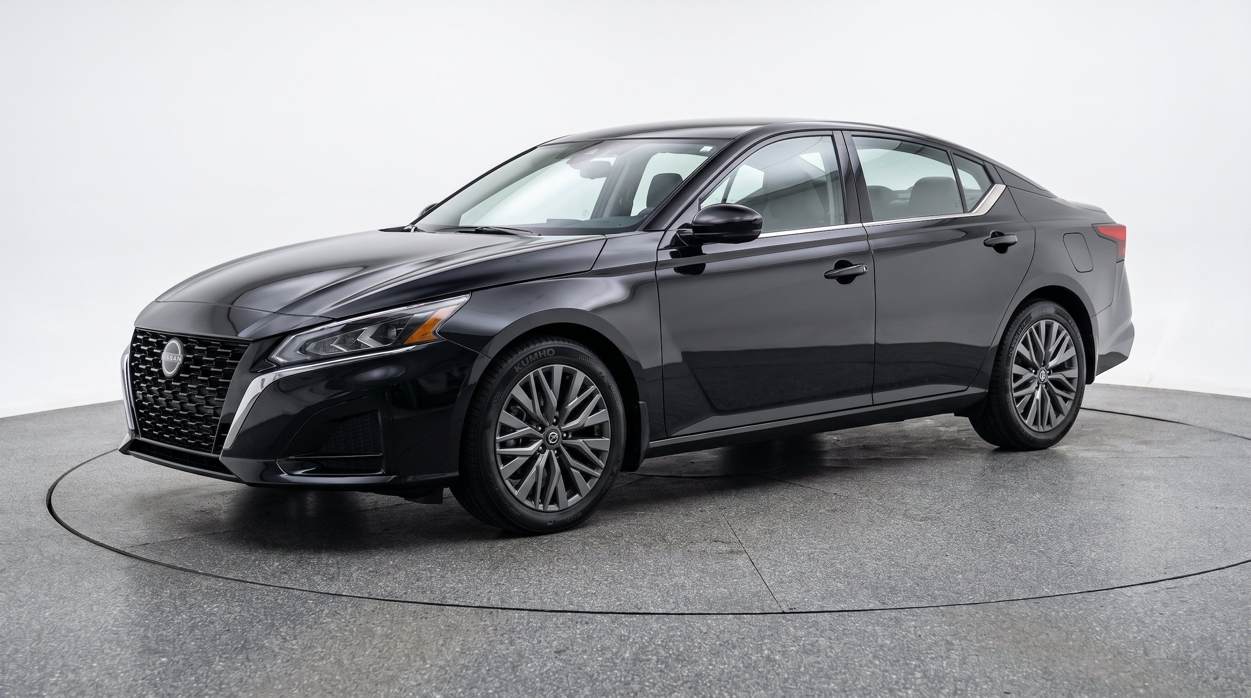 Thumbnail: 2026 Nissan Altima - 3