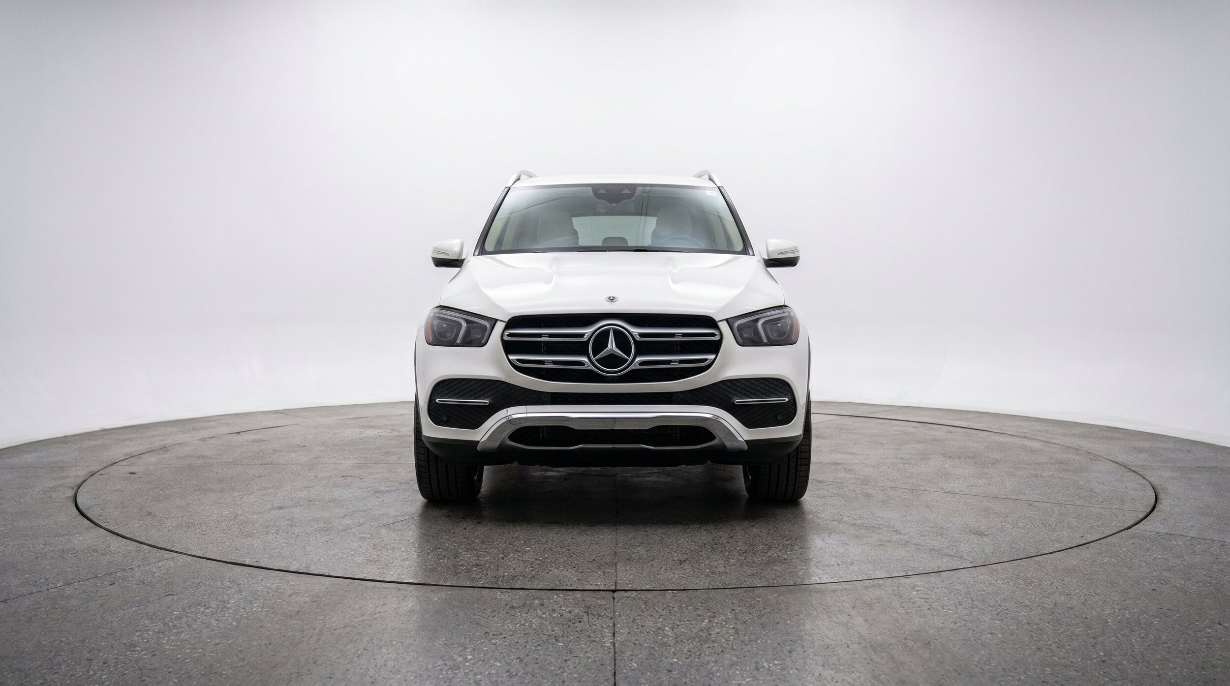 Thumbnail: 2026 Mercedes-Benz GLE - 2