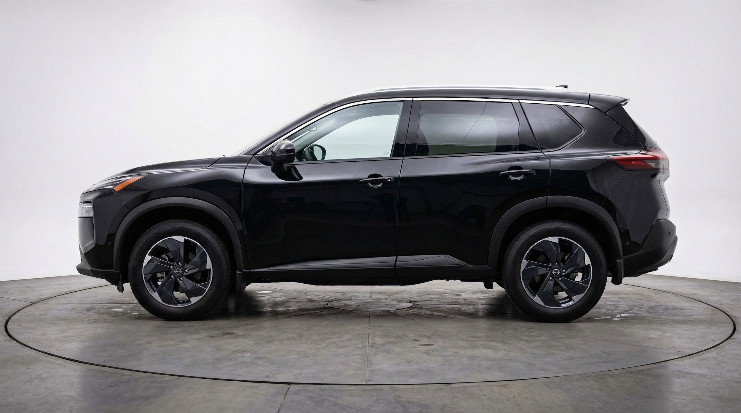 Thumbnail: 2025 Nissan Rogue - 5