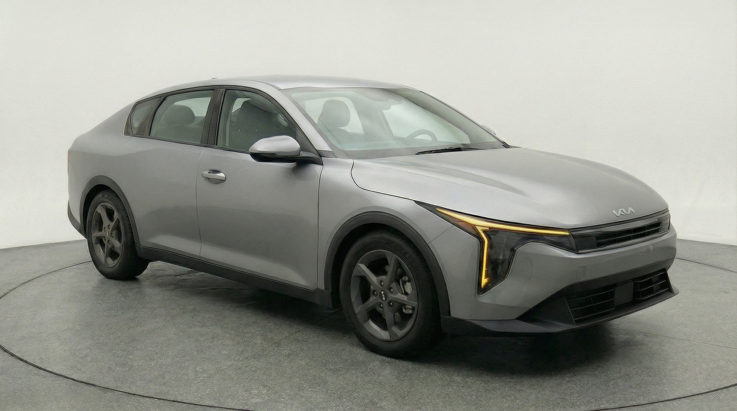 Thumbnail: 2025 Kia K4 - 1