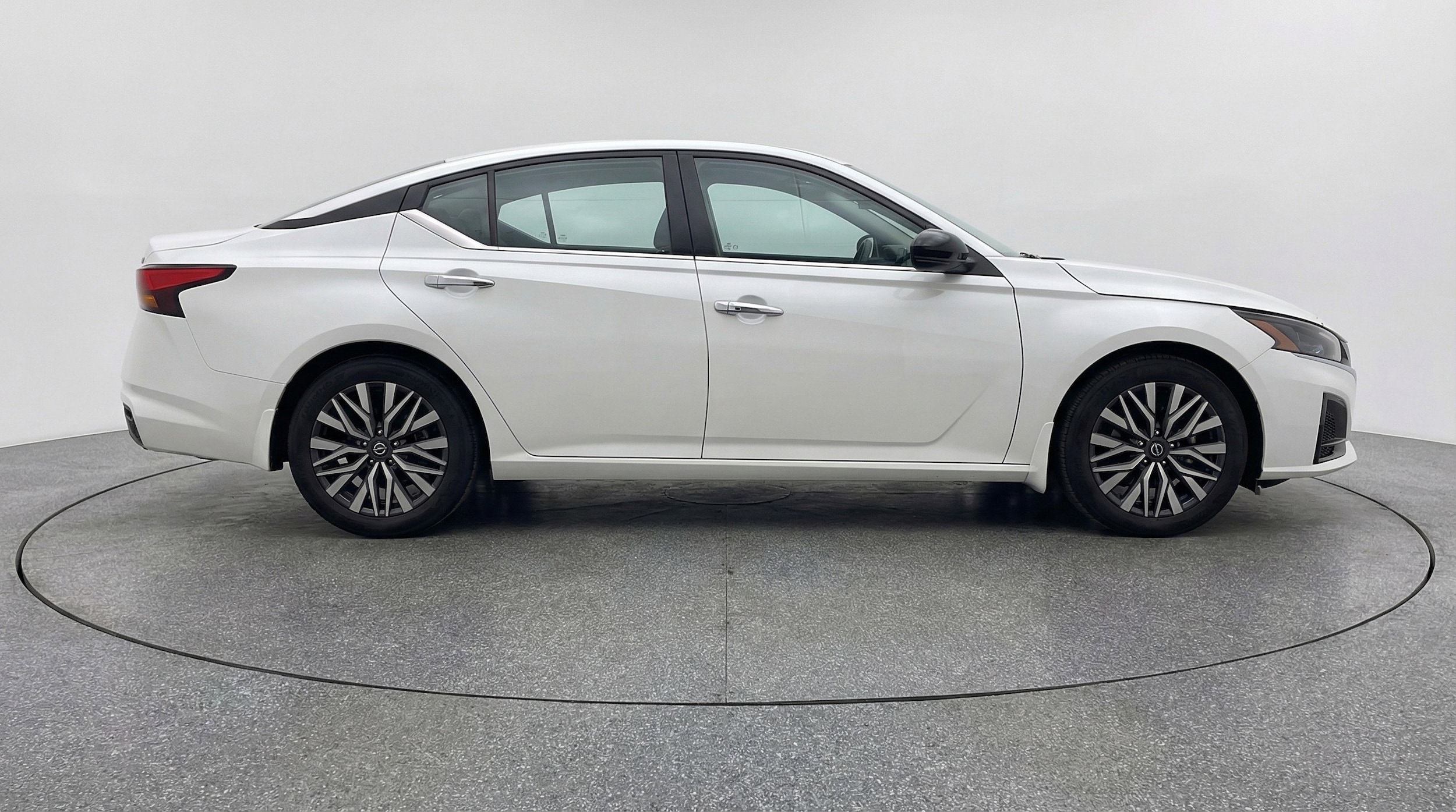 Thumbnail: 2025 Nissan Altima - 11