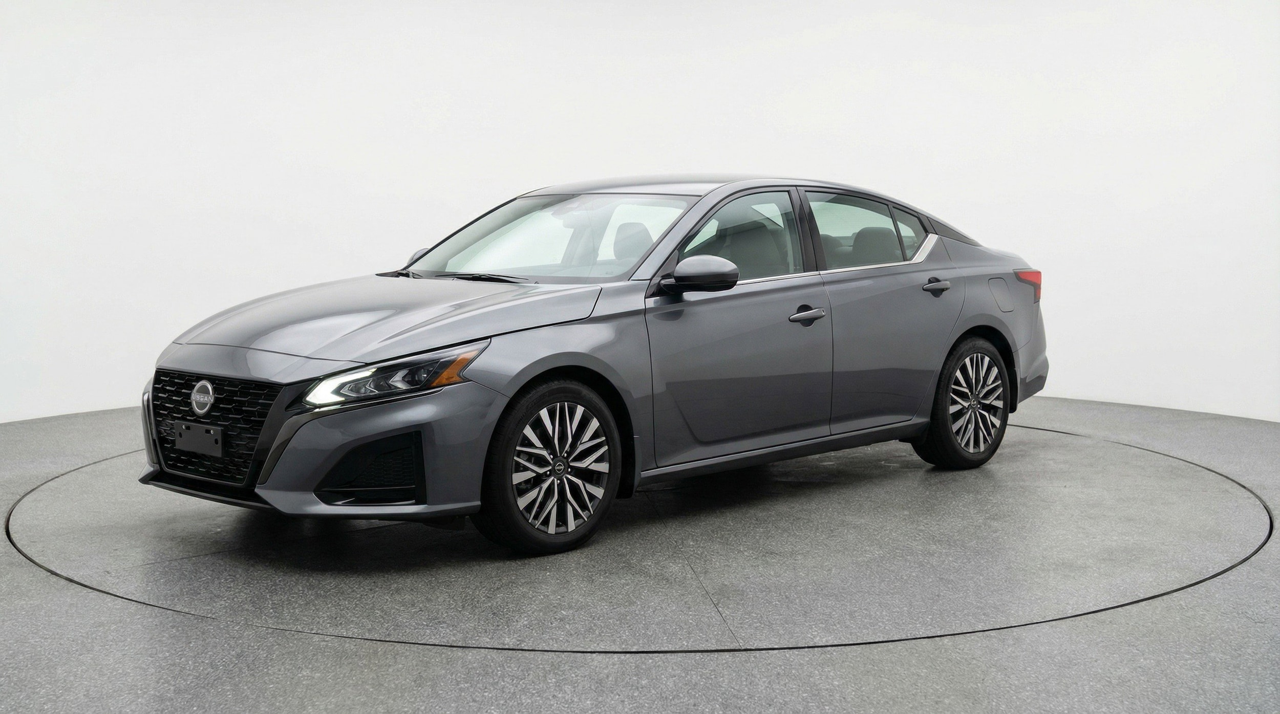 Thumbnail: 2025 Nissan Altima - 3