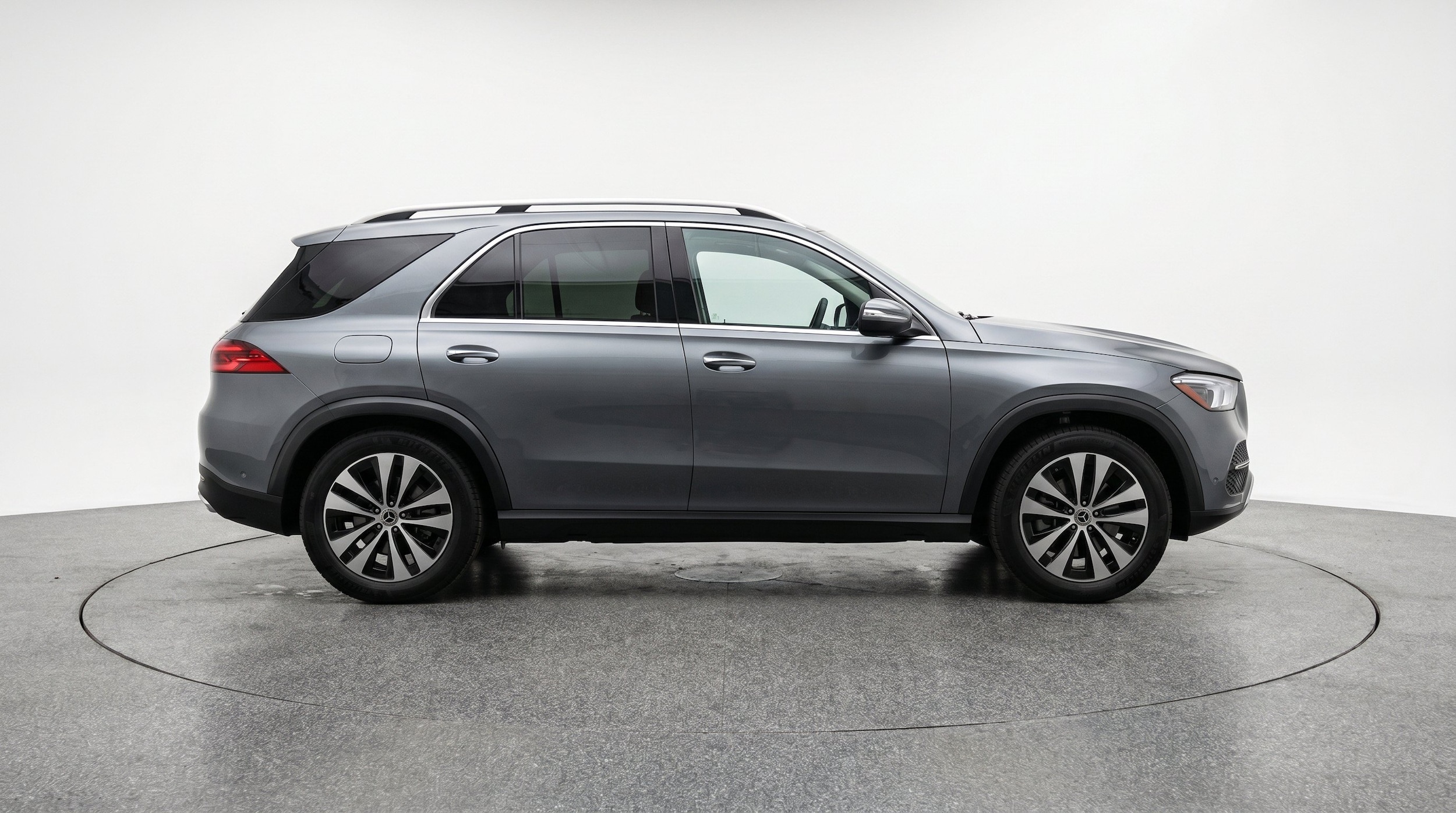 Thumbnail: 2026 Mercedes-Benz GLE - 5