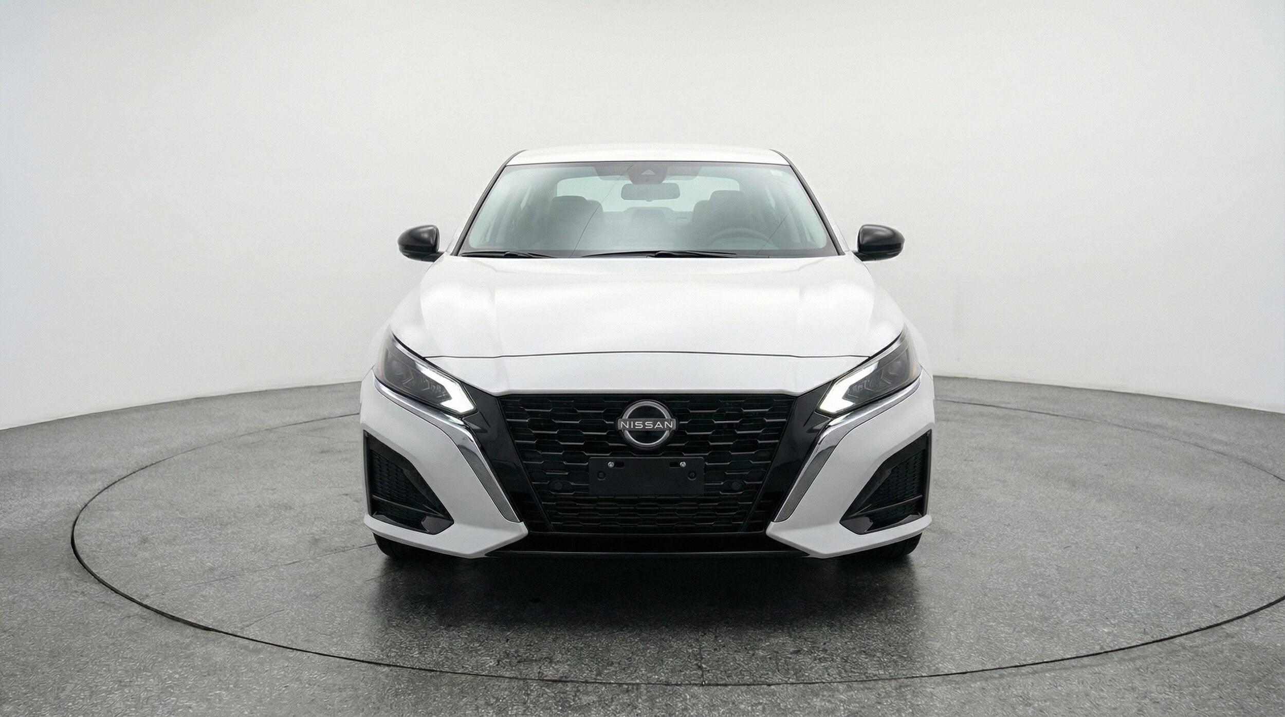 Thumbnail: 2025 Nissan Altima - 2