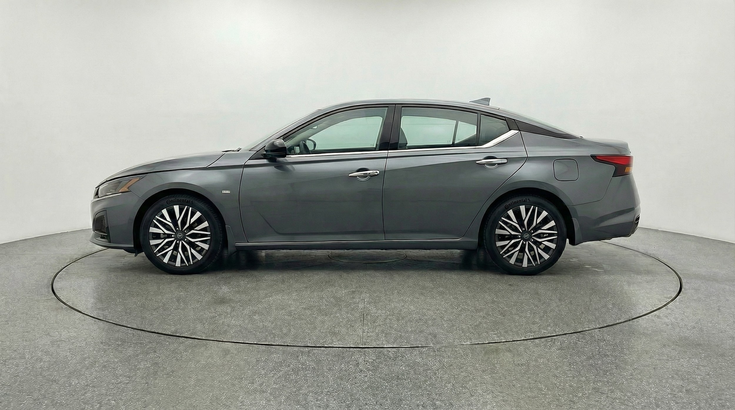 Thumbnail: 2025 Nissan Altima - 4