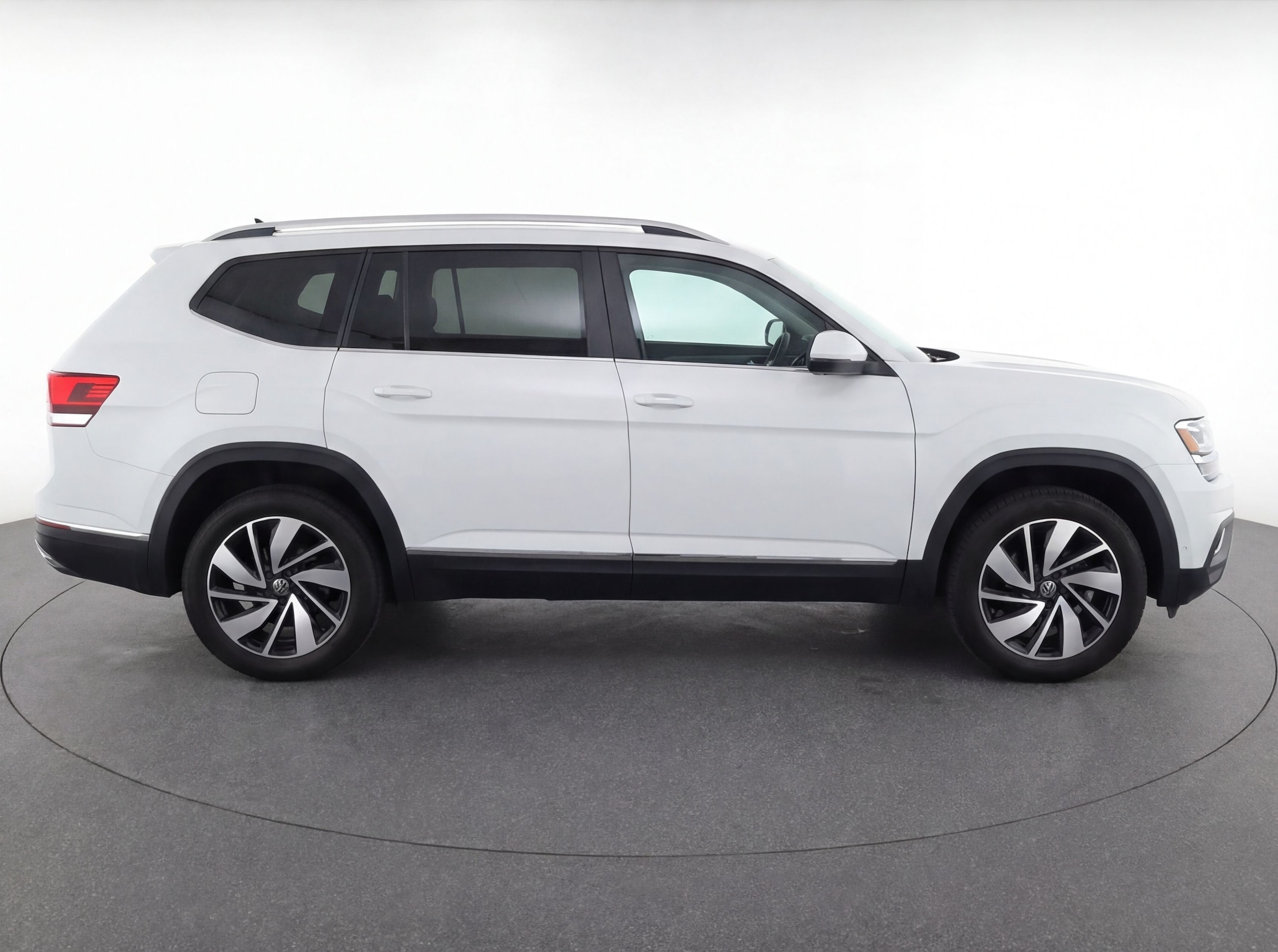 Thumbnail: 2024 Volkswagen Atlas - 8