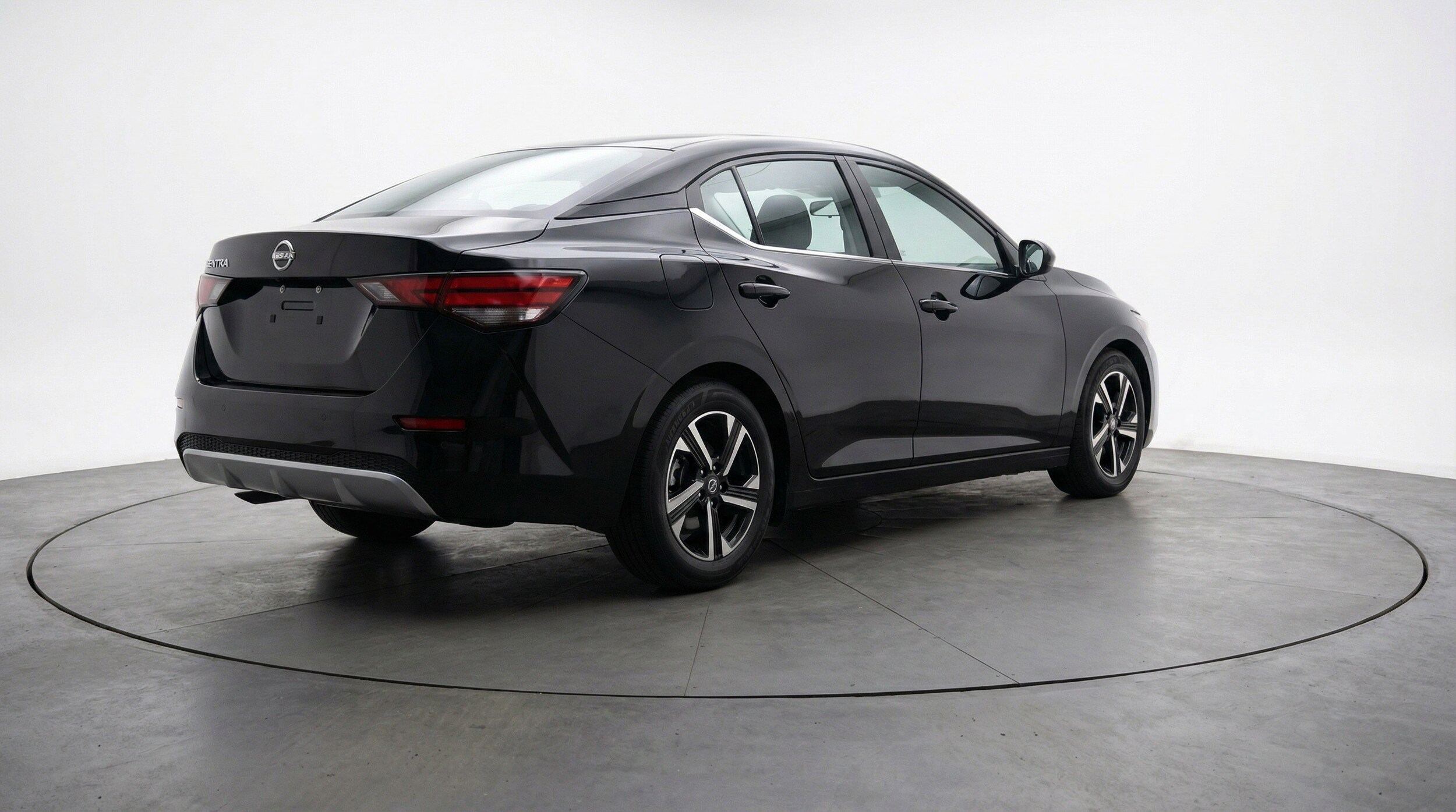 Thumbnail: 2025 Nissan Sentra - 9