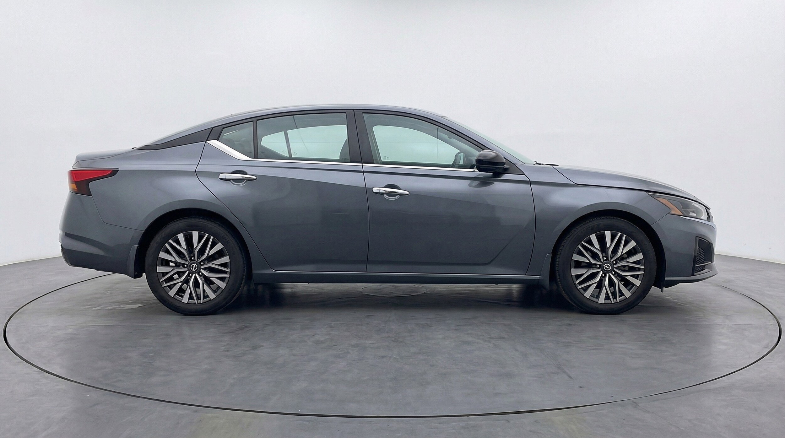 Thumbnail: 2025 Nissan Altima - 11