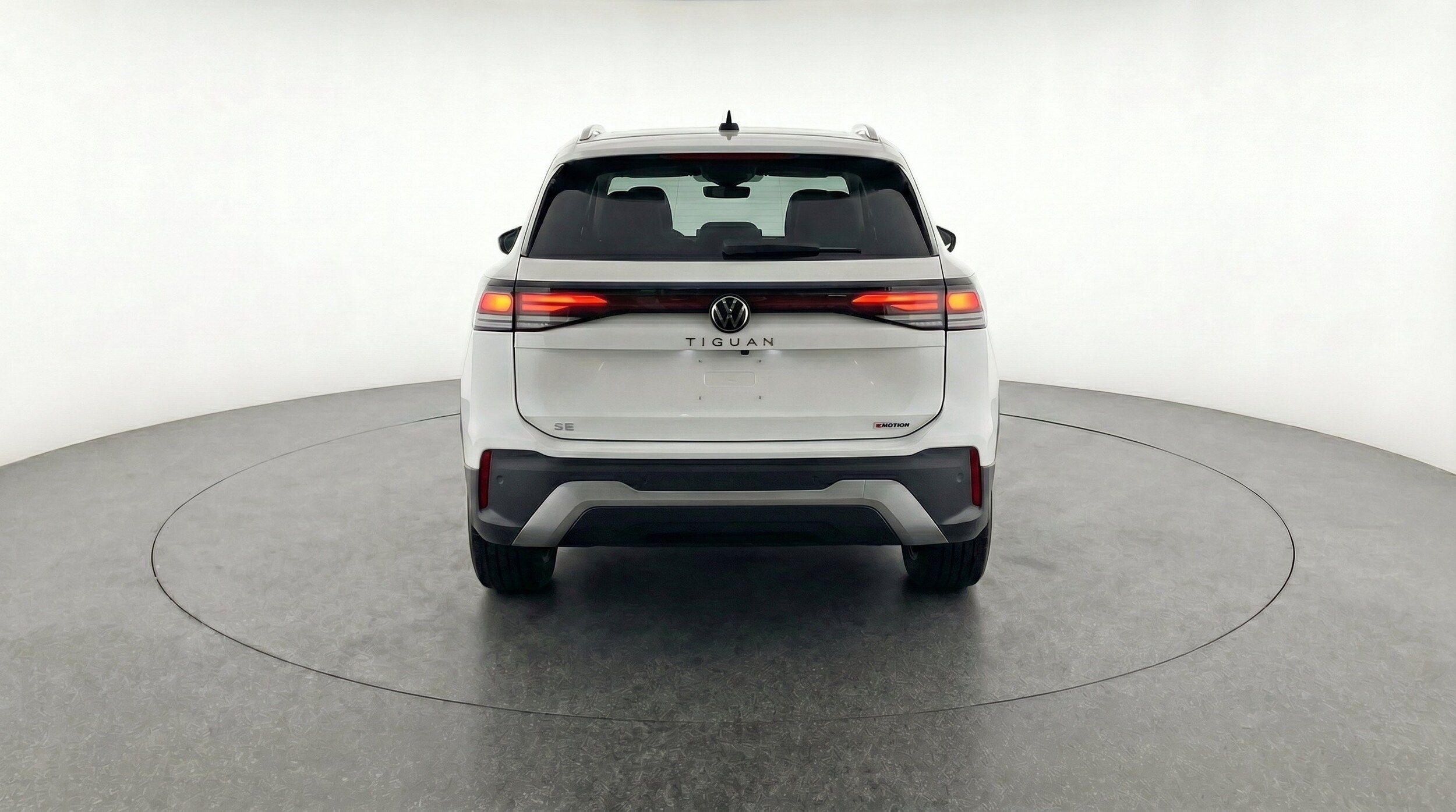 Thumbnail: 2026 Volkswagen Tiguan - 7