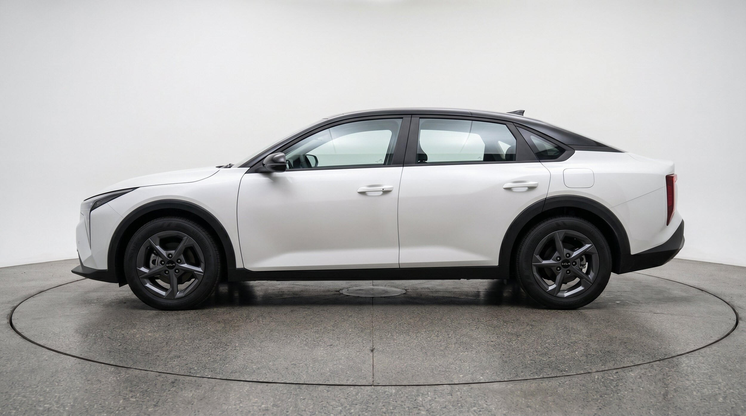 Thumbnail: 2026 Kia K4 - 5
