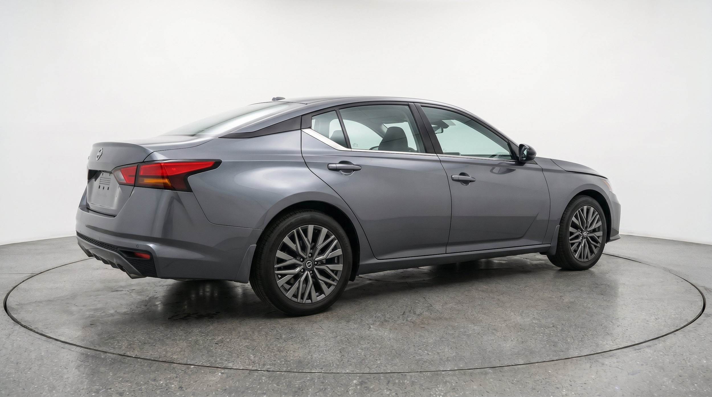 Thumbnail: 2025 Nissan Altima - 9